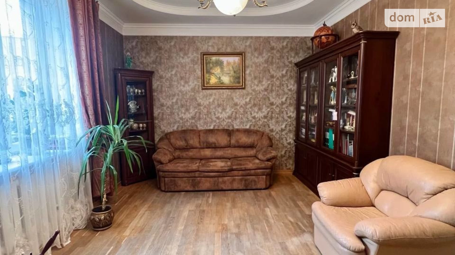 Продается дом на 2 этажа 330 кв. м с бассейном, цена: 245000 $ - фото 4