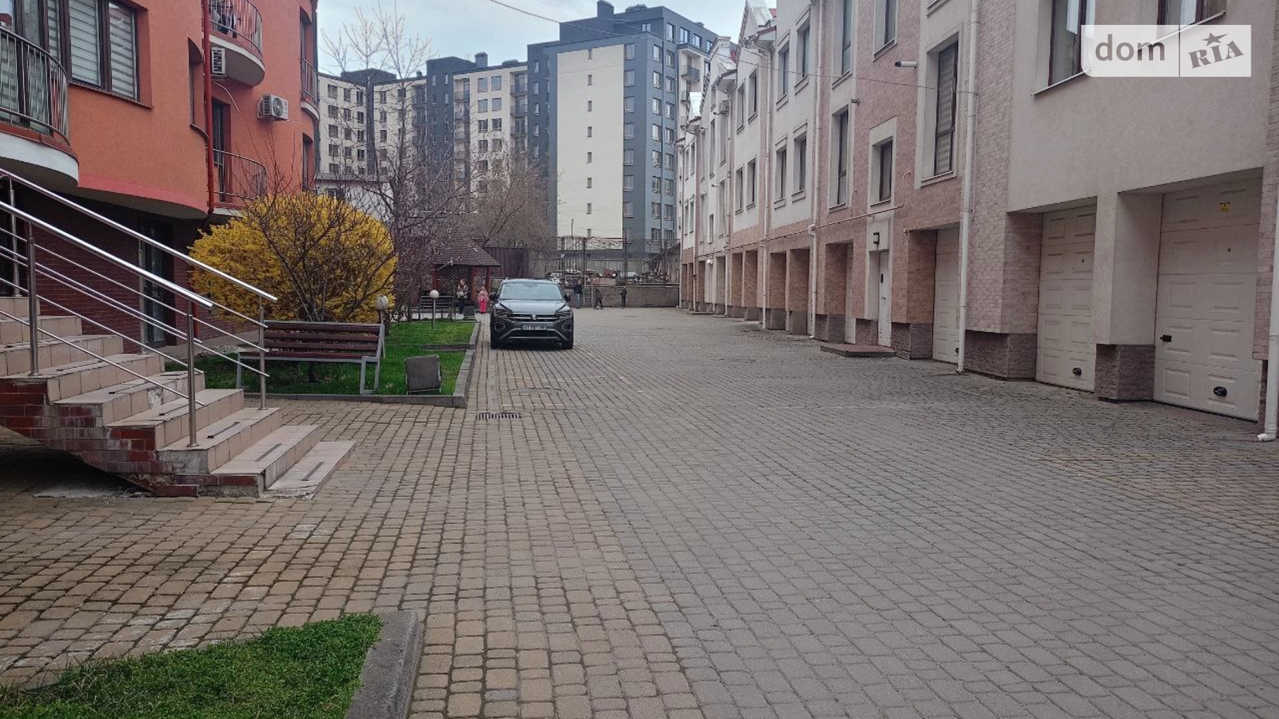 Продається 2-кімнатна квартира 61 кв. м у Івано-Франківську, вул. Кобилянської, 36А - фото 3