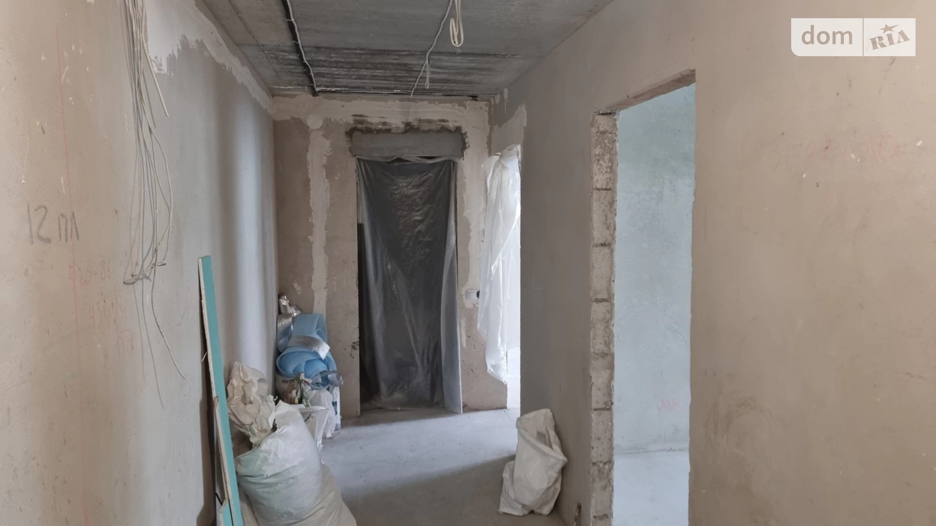 Продается 2-комнатная квартира 71.4 кв. м в Чернигове, ул. Волковича, 23А - фото 2