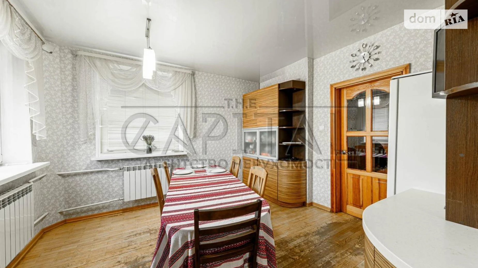 Продается дом на 3 этажа 270 кв. м с садом, цена: 240000 $ - фото 3