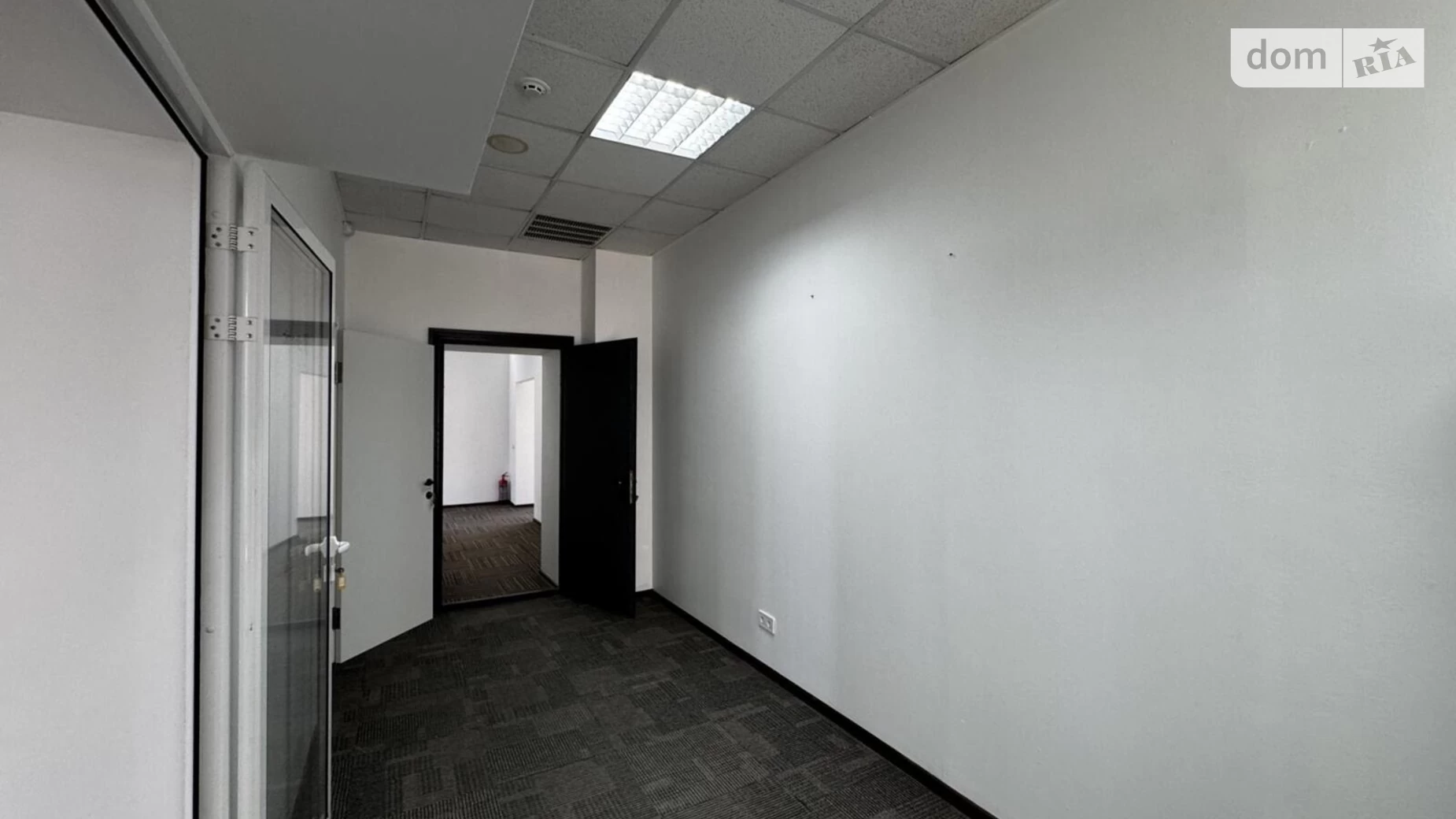 Сдается в аренду офис 450 кв. м в бизнес-центре, цена: 7900 $ - фото 5