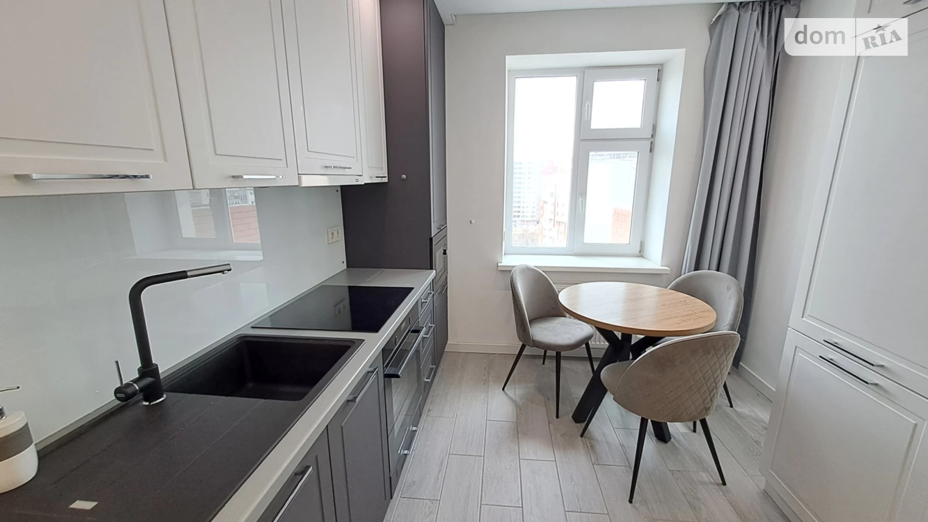 1-комнатная квартира 41 кв. м в Тернополе, ул. Яремы - фото 2