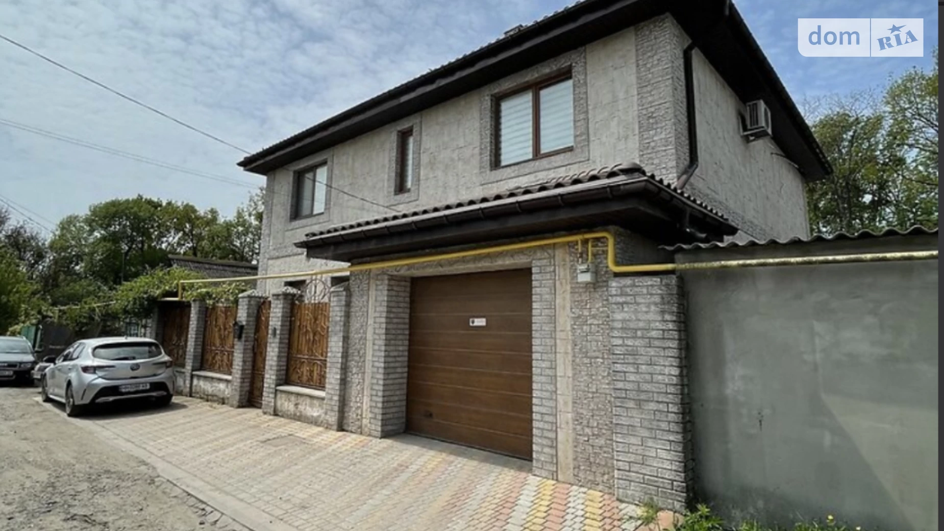 Продается дом на 2 этажа 220 кв. м с садом, цена: 155000 $ - фото 2