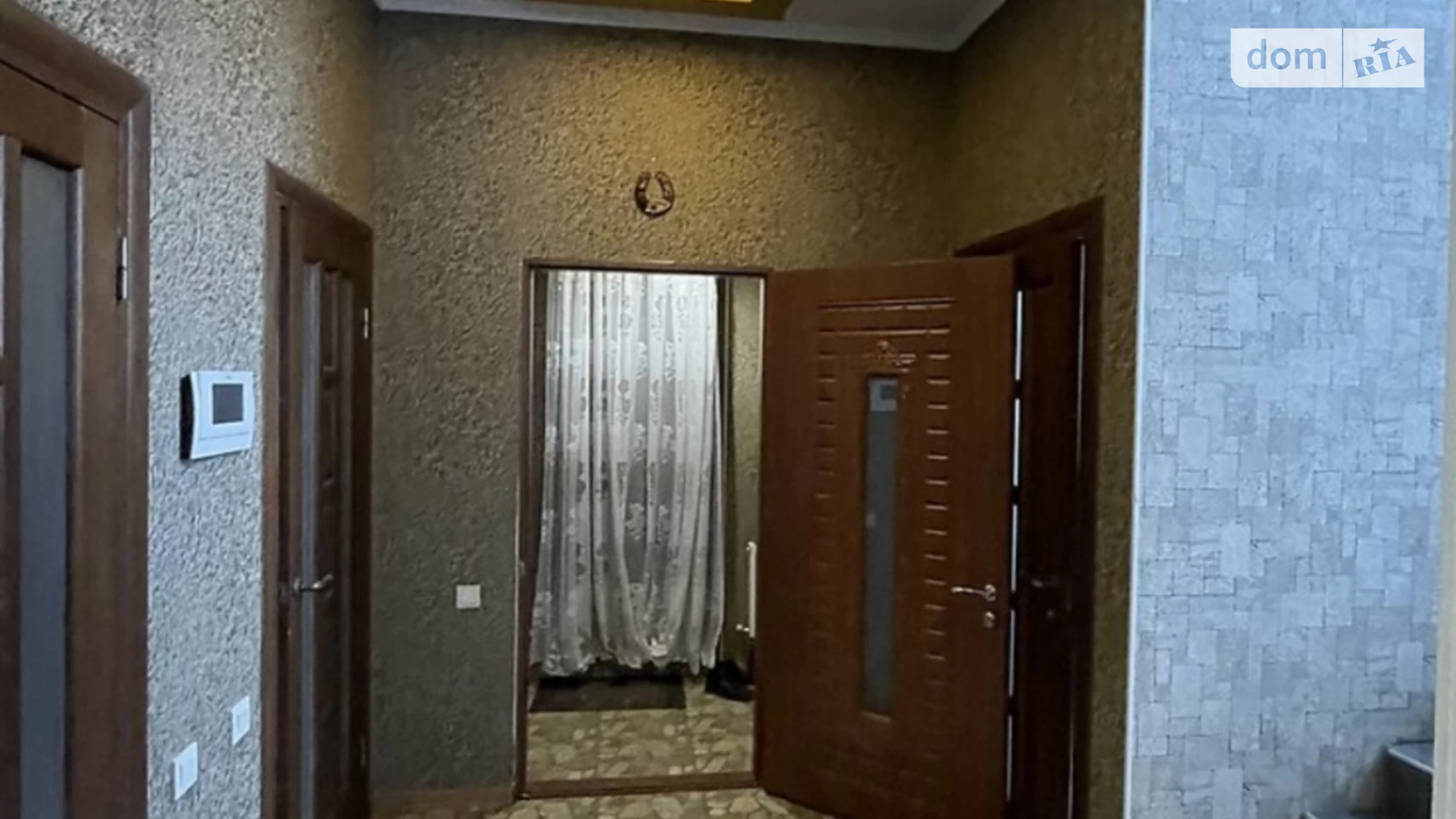 Продается дом на 2 этажа 220 кв. м с садом, цена: 155000 $ - фото 4