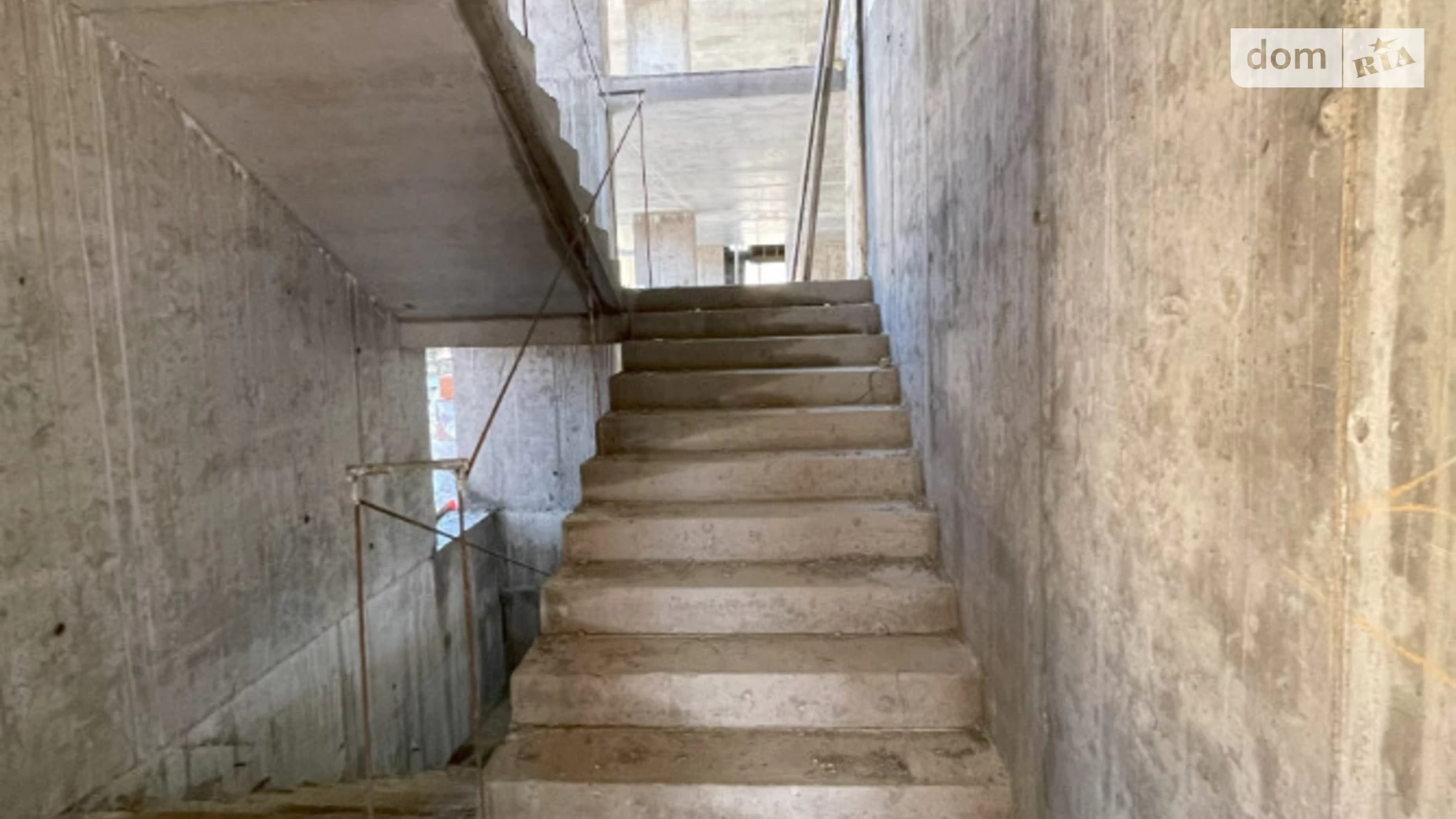 Продается 1-комнатная квартира 34.18 кв. м в Яремче, ул. Свободы, 251 - фото 5