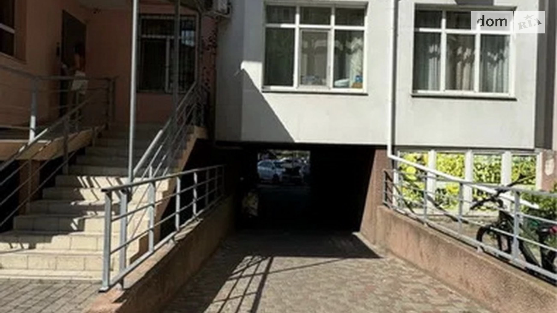 Продается 2-комнатная квартира 85 кв. м в Одессе, ул. Дюковская, 6 - фото 3