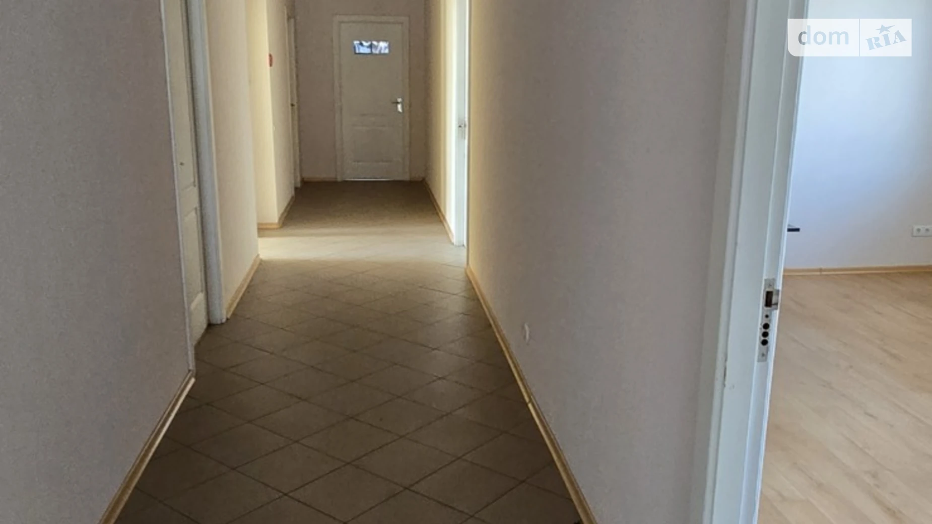 Продается офис 1159 кв. м в бизнес-центре, цена: 950000 $ - фото 4