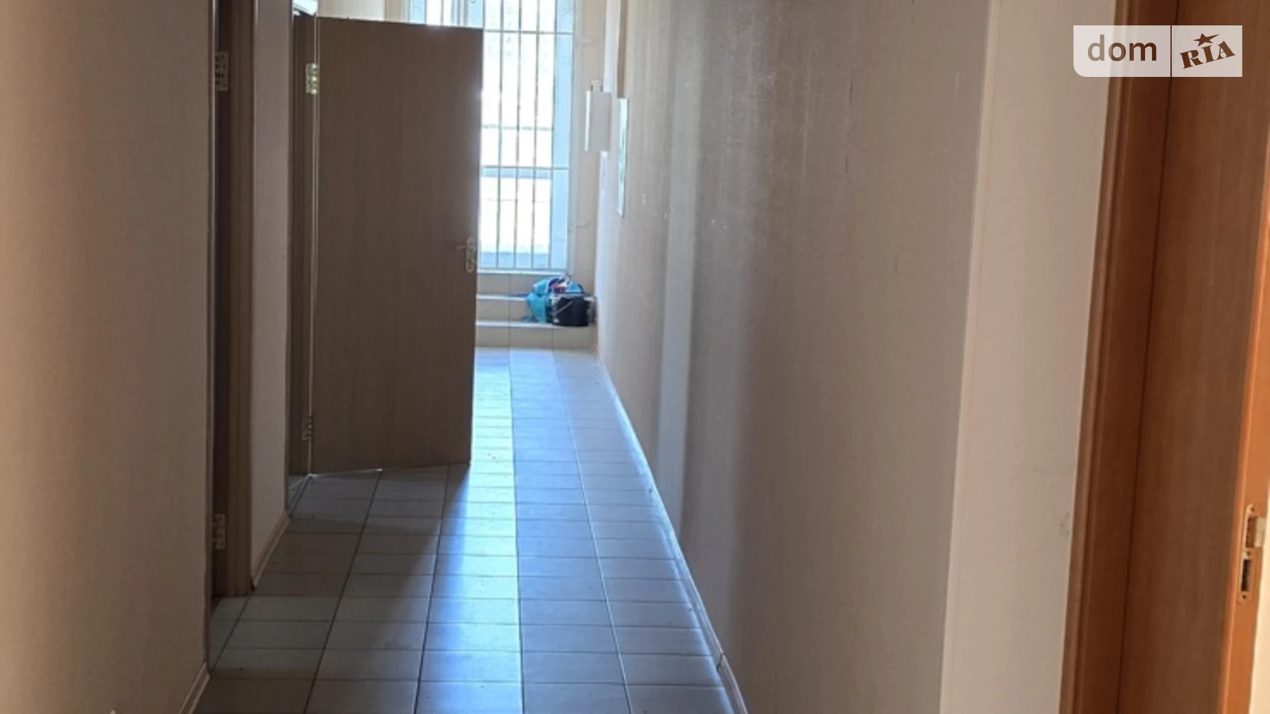 Продается офис 1159 кв. м в бизнес-центре, цена: 950000 $ - фото 2