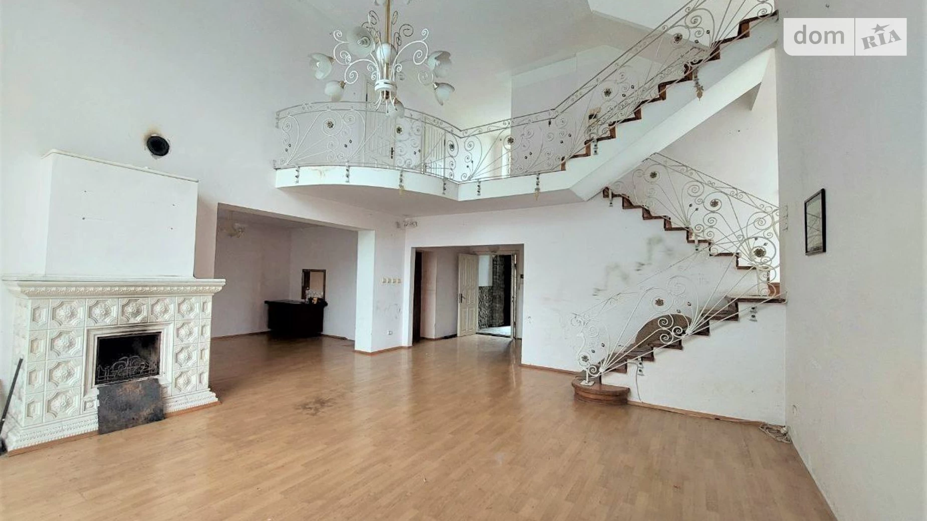 Продается дом на 3 этажа 435 кв. м с участком, цена: 160000 $ - фото 4