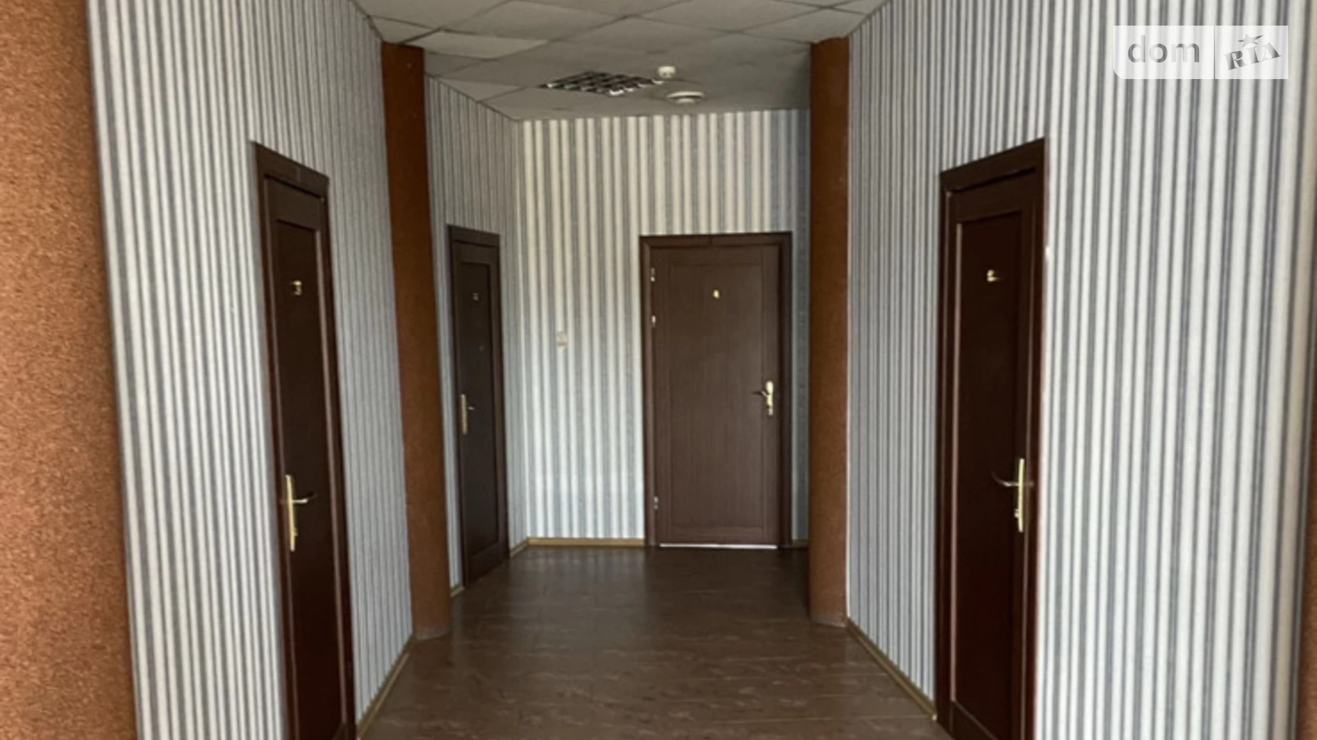 Сдается в аренду офис 70 кв. м в бизнес-центре, цена: 67000 грн - фото 2