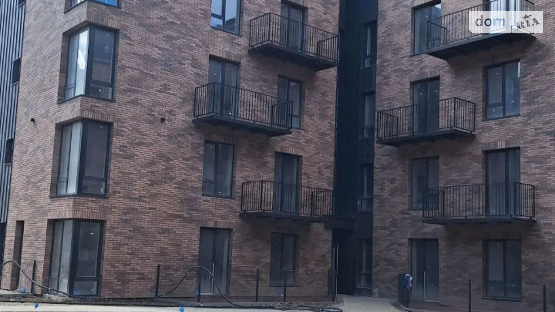 Продается 2-комнатная квартира 63 кв. м в Криховцах, ул. 24-го Августа - фото 2