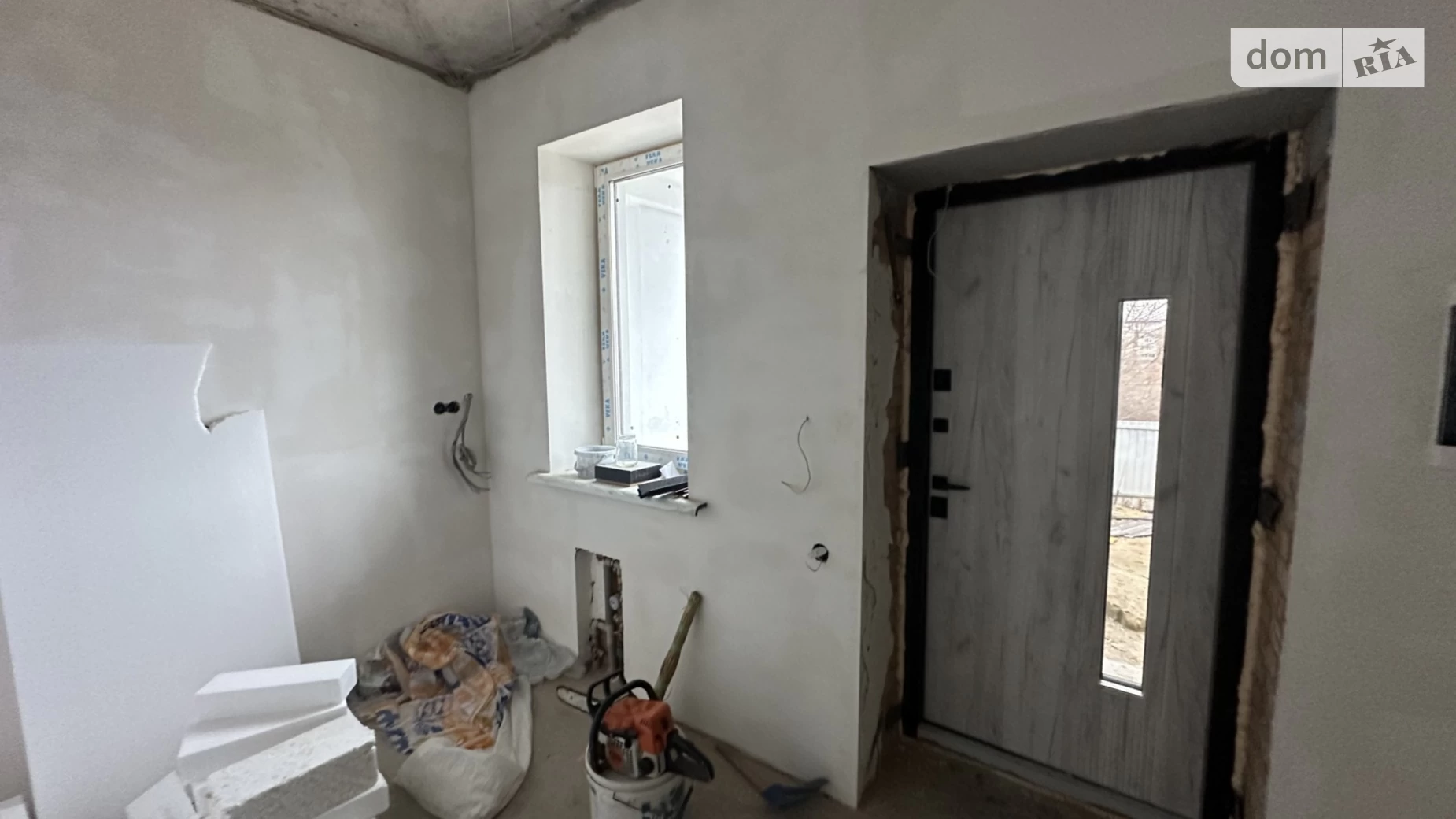 Продается дом на 2 этажа 138 кв. м с бассейном, цена: 150000 $ - фото 5