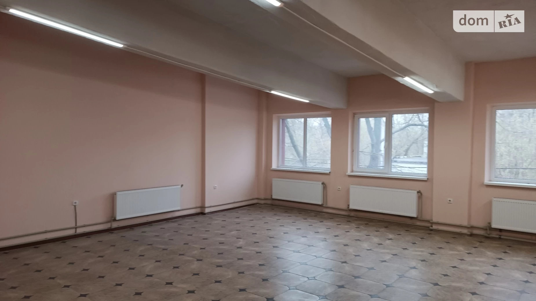 Сдается в аренду офис 39 кв. м в бизнес-центре, цена: 6240 грн - фото 2
