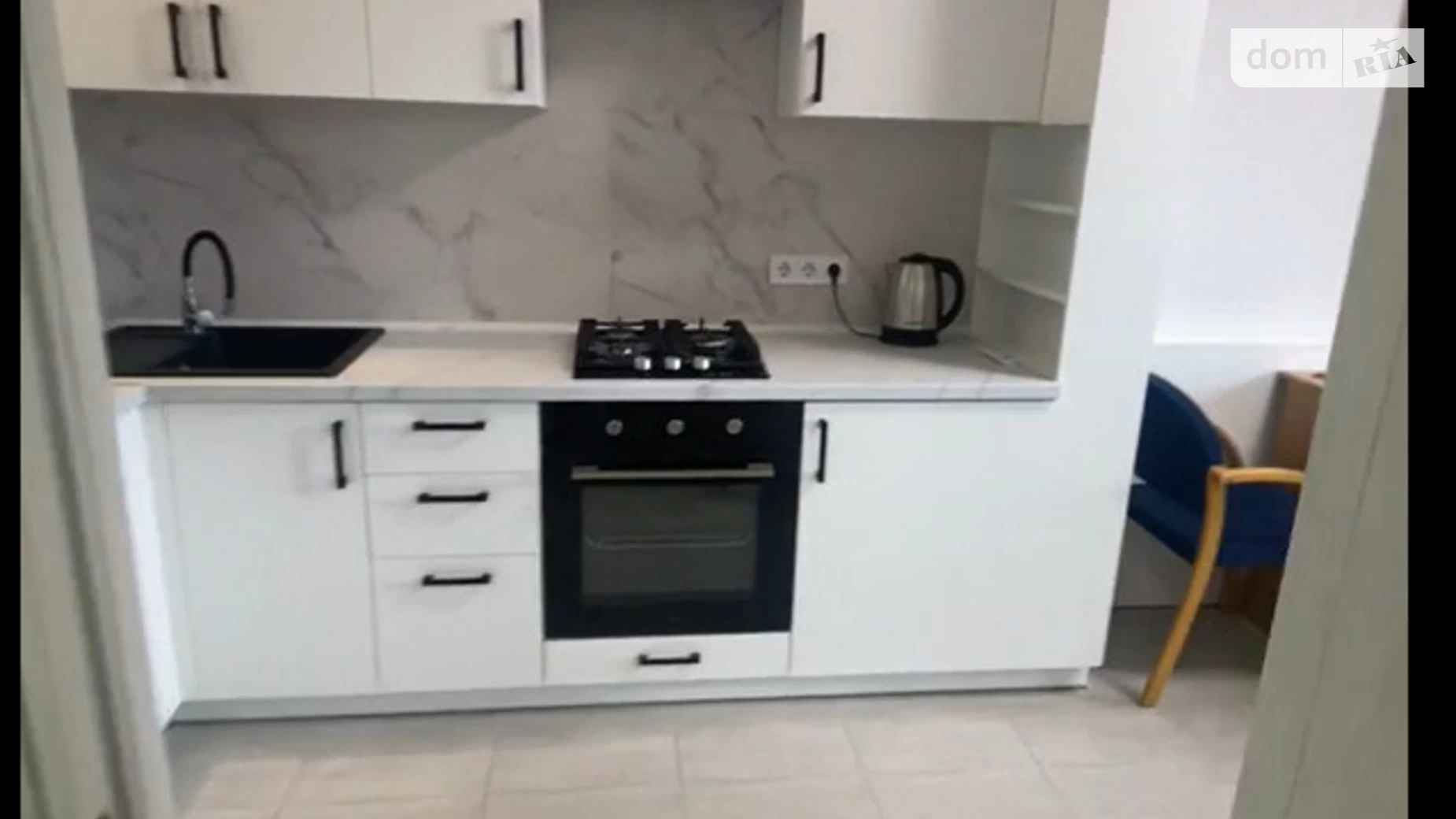 Продается 1-комнатная квартира 36 кв. м в Ирпене, ул. Ерощенко, 12Б - фото 4
