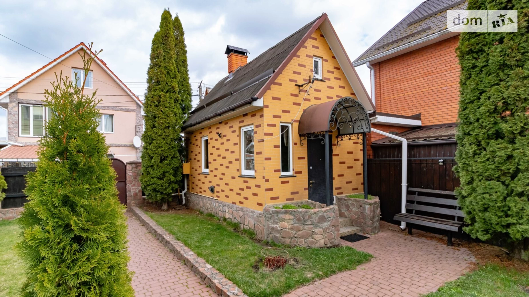 Продается дом на 3 этажа 356.6 кв. м с балконом, цена: 185000 $ - фото 4