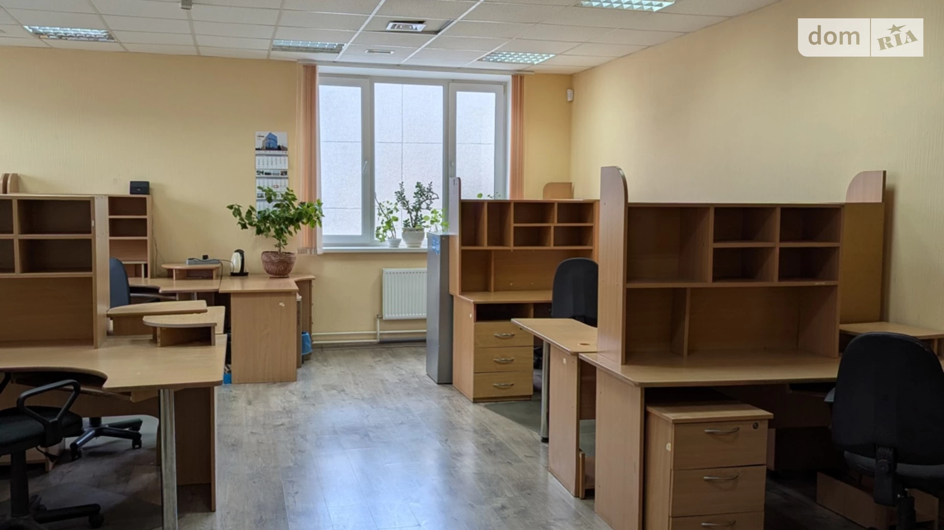 Здається в оренду офіс 65 кв. м в бізнес-центрі, цена: 585 $ - фото 2