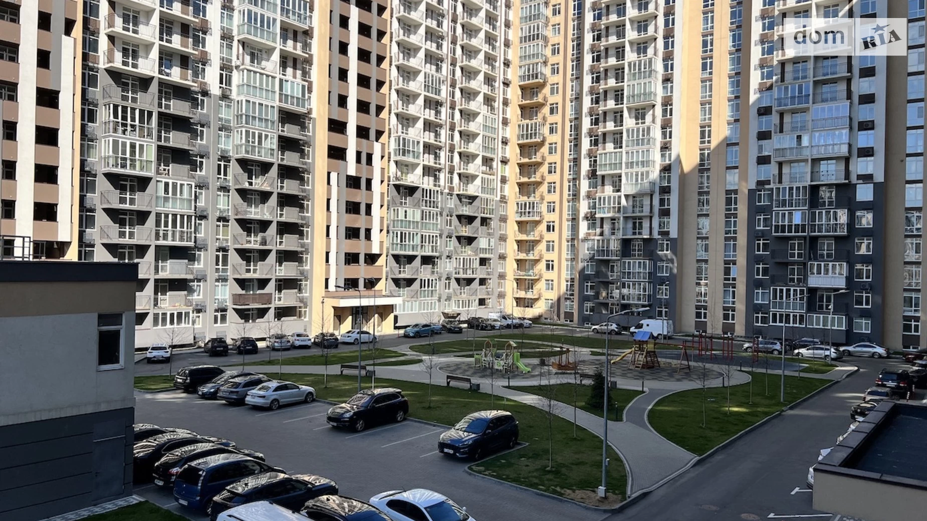 Продається 2-кімнатна квартира 72.8 кв. м у Києві, вул. Академіка Заболотного, 148В корпус 1 - фото 2