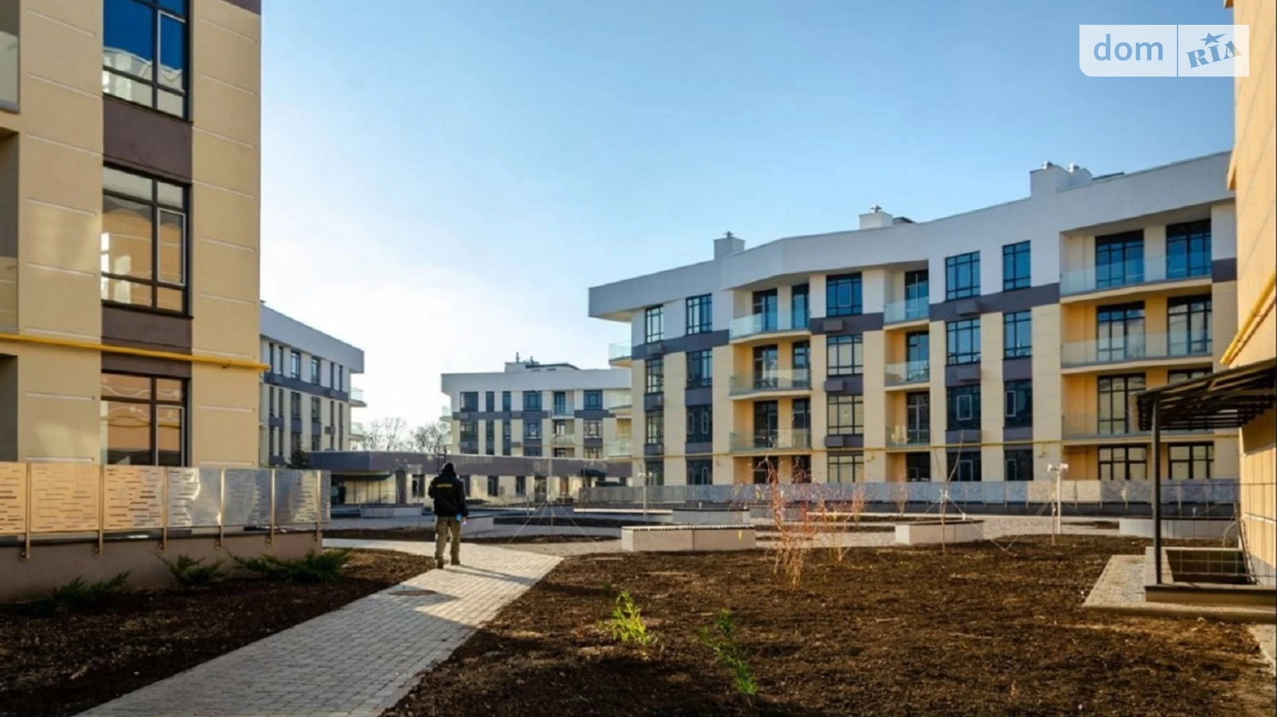 Продается 1-комнатная квартира 60 кв. м в Киеве, ул. Дубищанская, 5 - фото 2