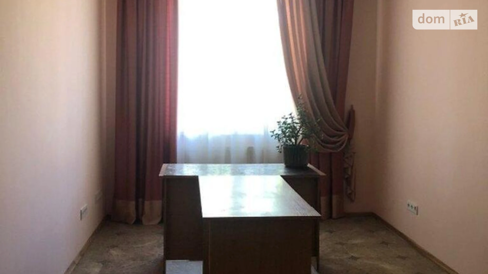 Сдается в аренду офис 10 кв. м в бизнес-центре, цена: 1000 грн - фото 3