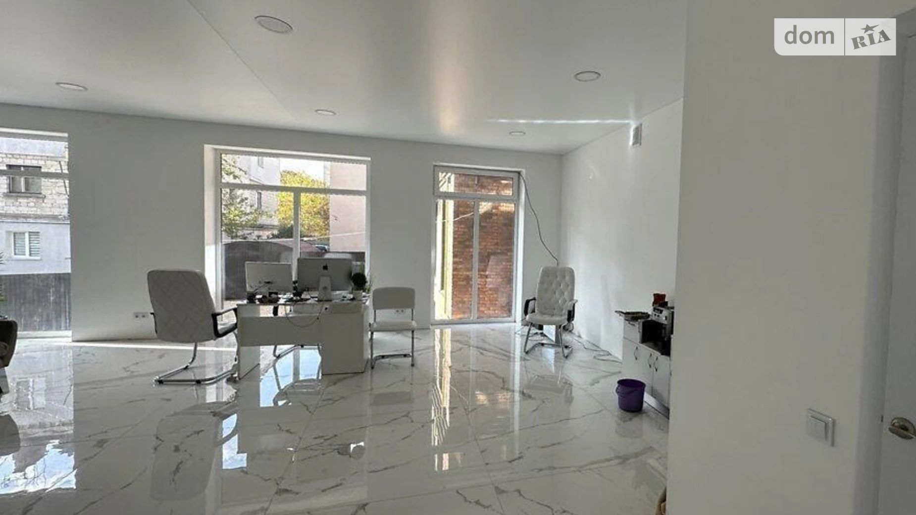 Сдается в аренду помещения свободного назначения 82 кв. м в 5-этажном здании, цена: 49200 грн - фото 5