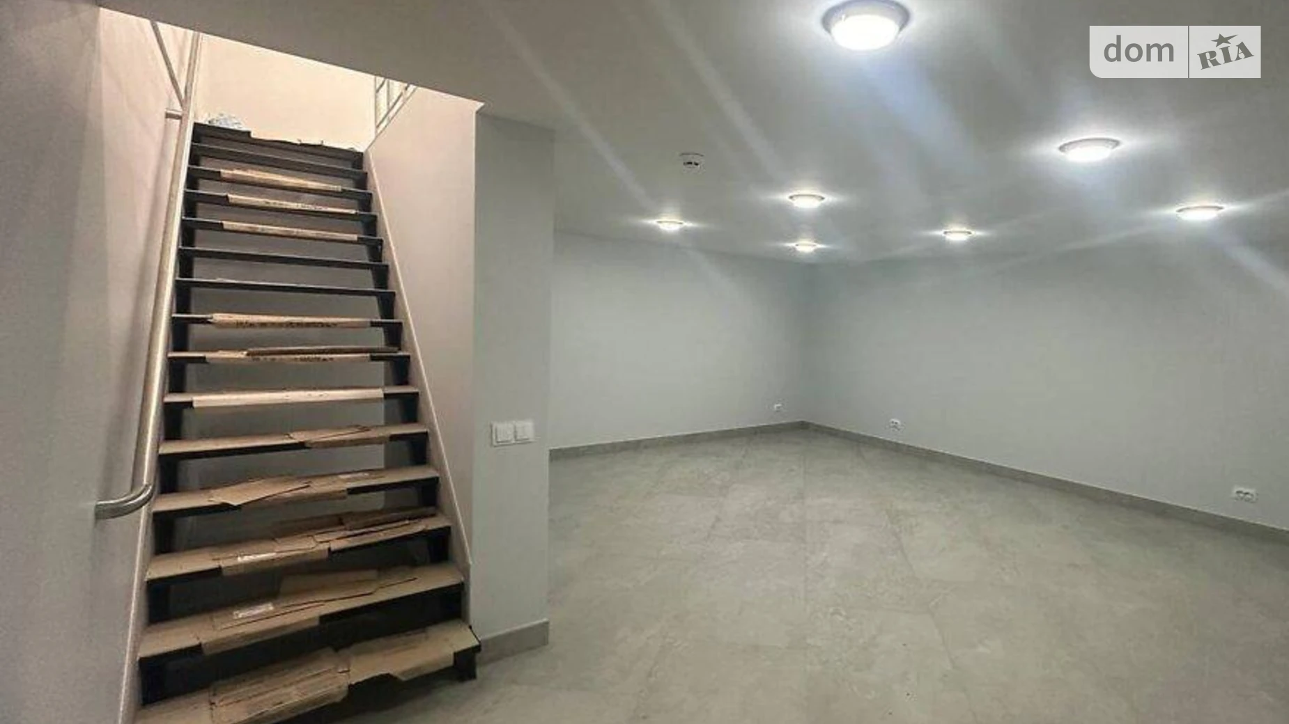 Сдается в аренду помещения свободного назначения 120 кв. м в 9-этажном здании, цена: 45000 грн - фото 4