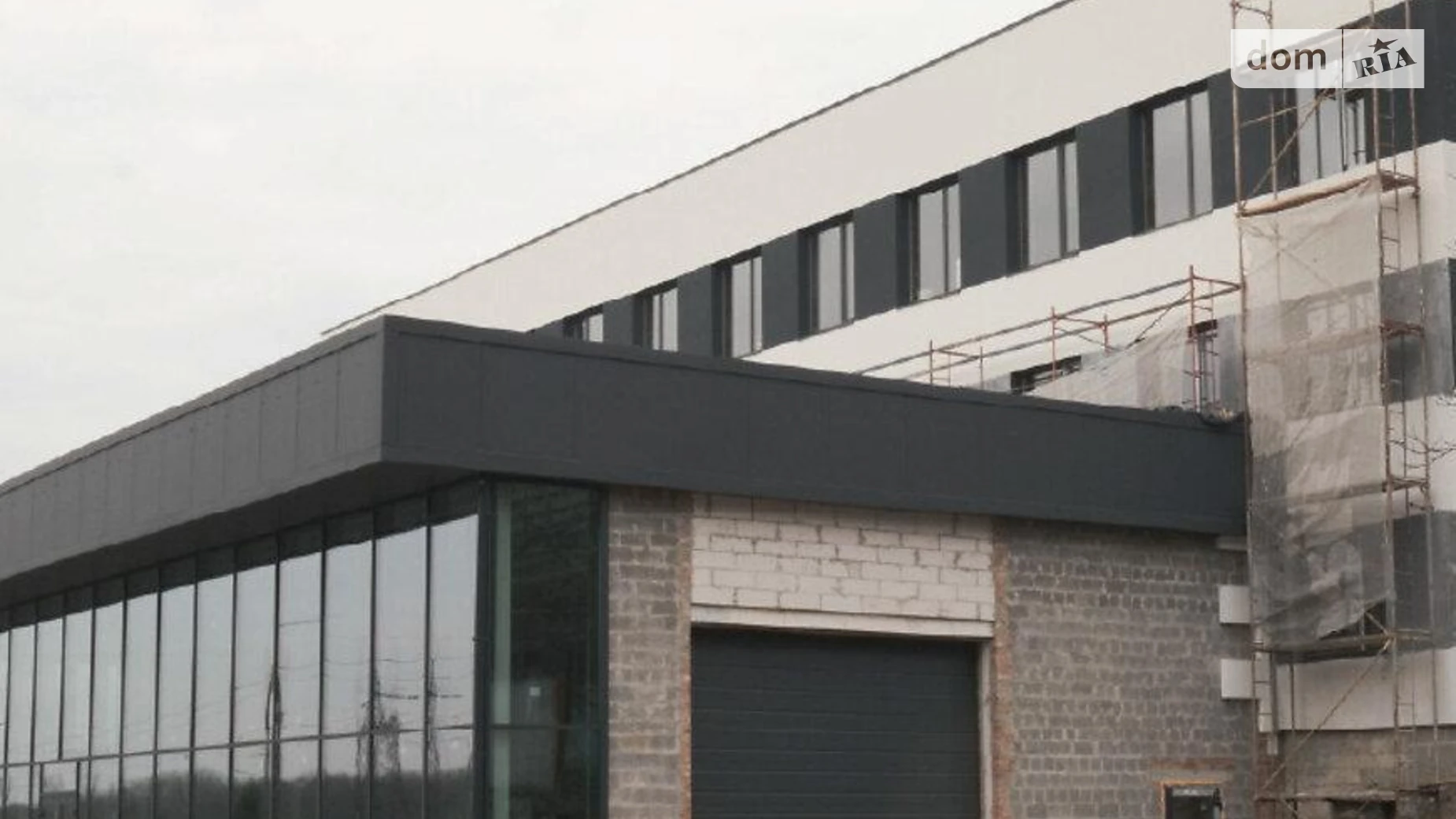 Продается объект сферы услуг 1950 кв. м в 4-этажном здании, цена: 1000000 $ - фото 5