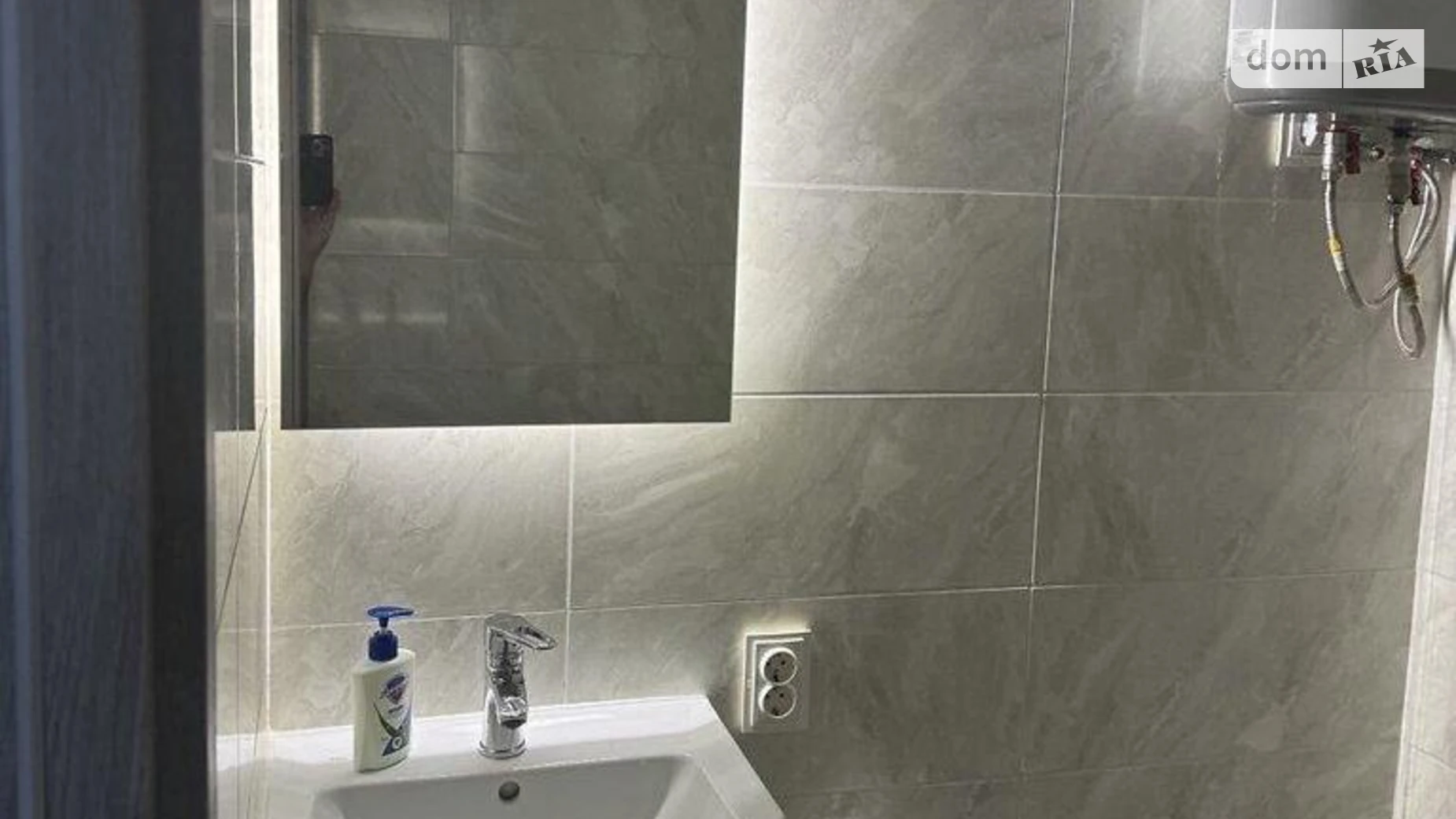 Сдается в аренду офис 65 кв. м в бизнес-центре, цена: 15000 грн - фото 5