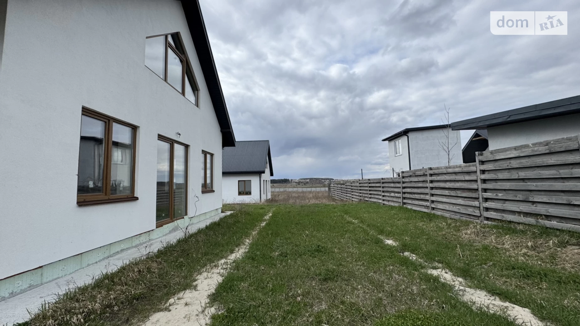 Продается дом на 2 этажа 120 кв. м с гаражом, цена: 64990 $ - фото 4