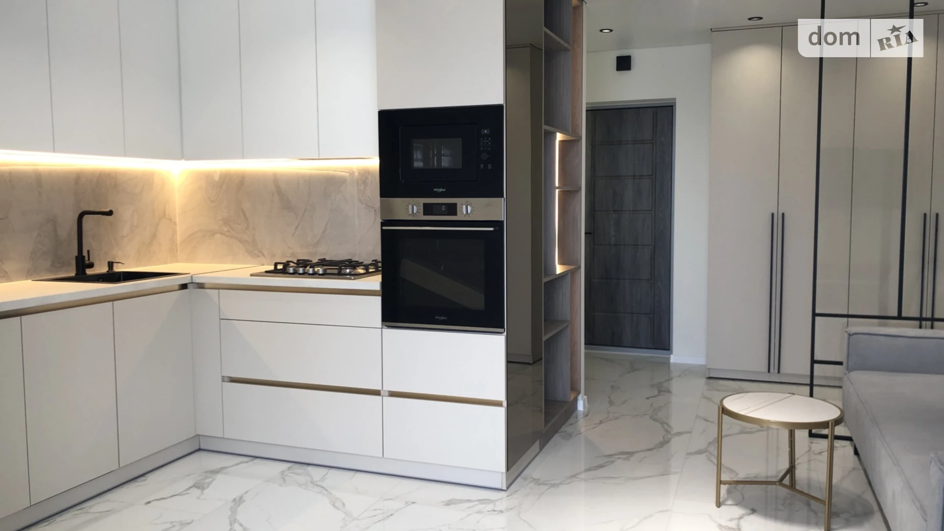 1-комнатная квартира 42 кв. м в Тернополе, ул. Львовская - фото 3