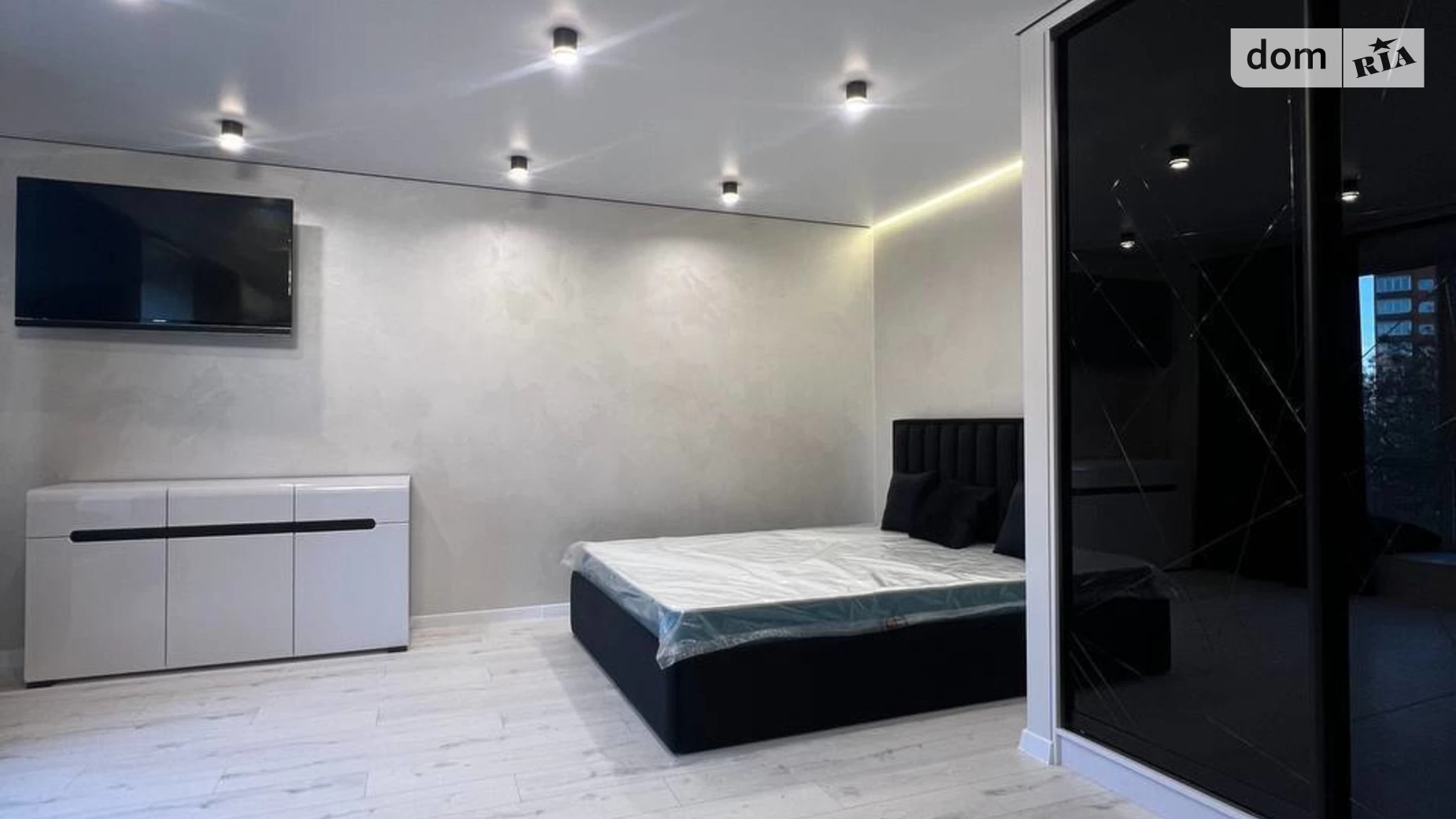 1-кімнатна квартира 45 кв. м у Тернополі, цена: 350 $ - фото 5