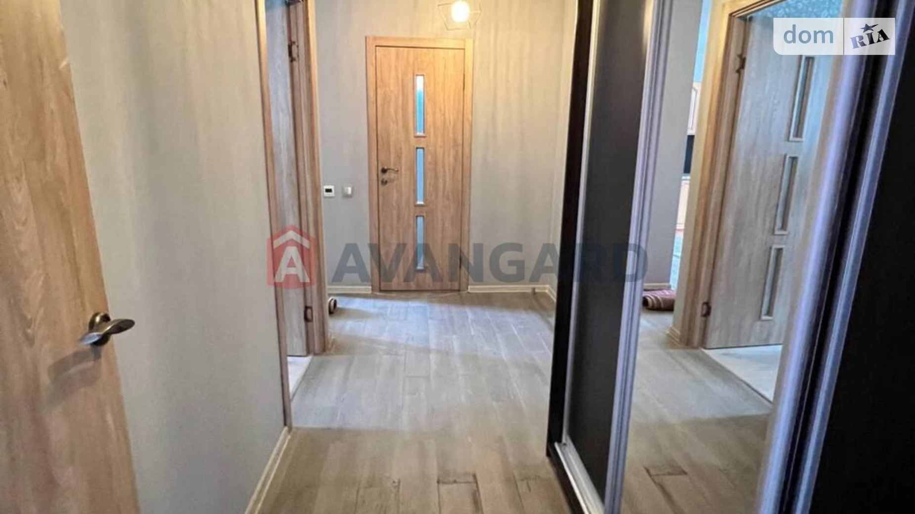 Продается 3-комнатная квартира 68 кв. м в Днепре, ул. Содружества, 1 - фото 3