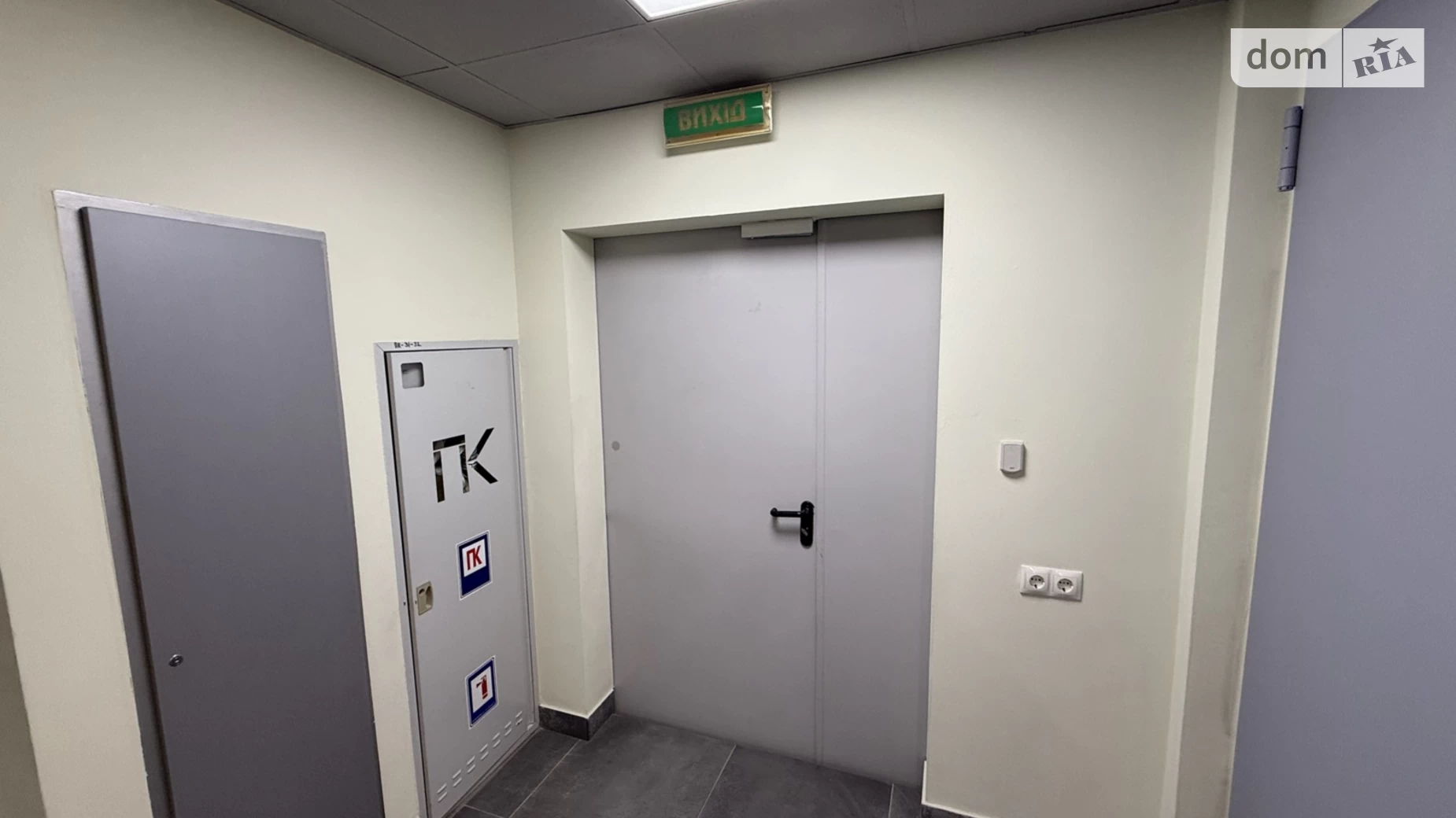 Сдается в аренду офис 294 кв. м в бизнес-центре, цена: 2205 $ - фото 2