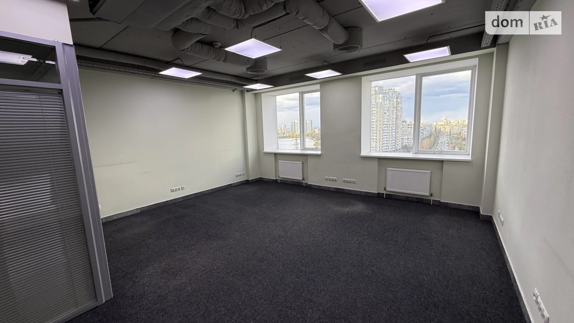 Сдается в аренду офис 294 кв. м в бизнес-центре, цена: 2205 $ - фото 5