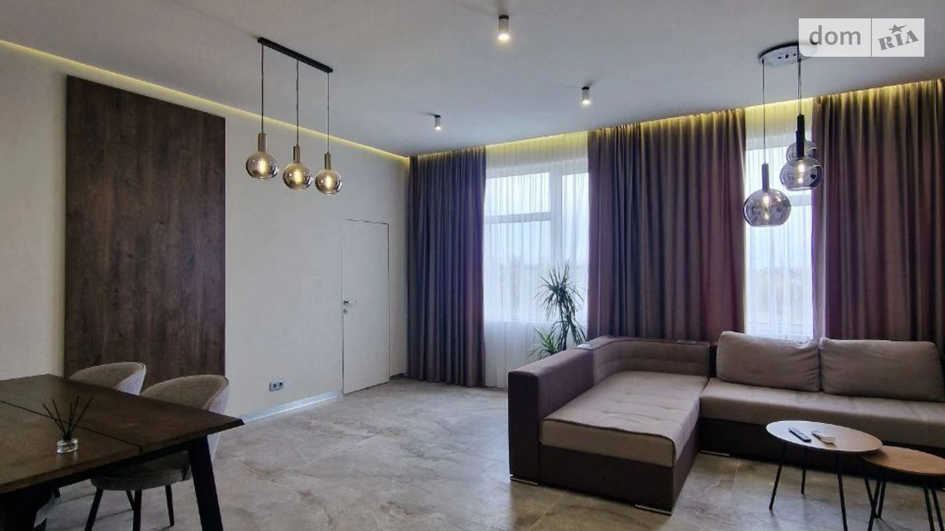 Продается офис 78 кв. м в бизнес-центре, цена: 110000 $ - фото 2