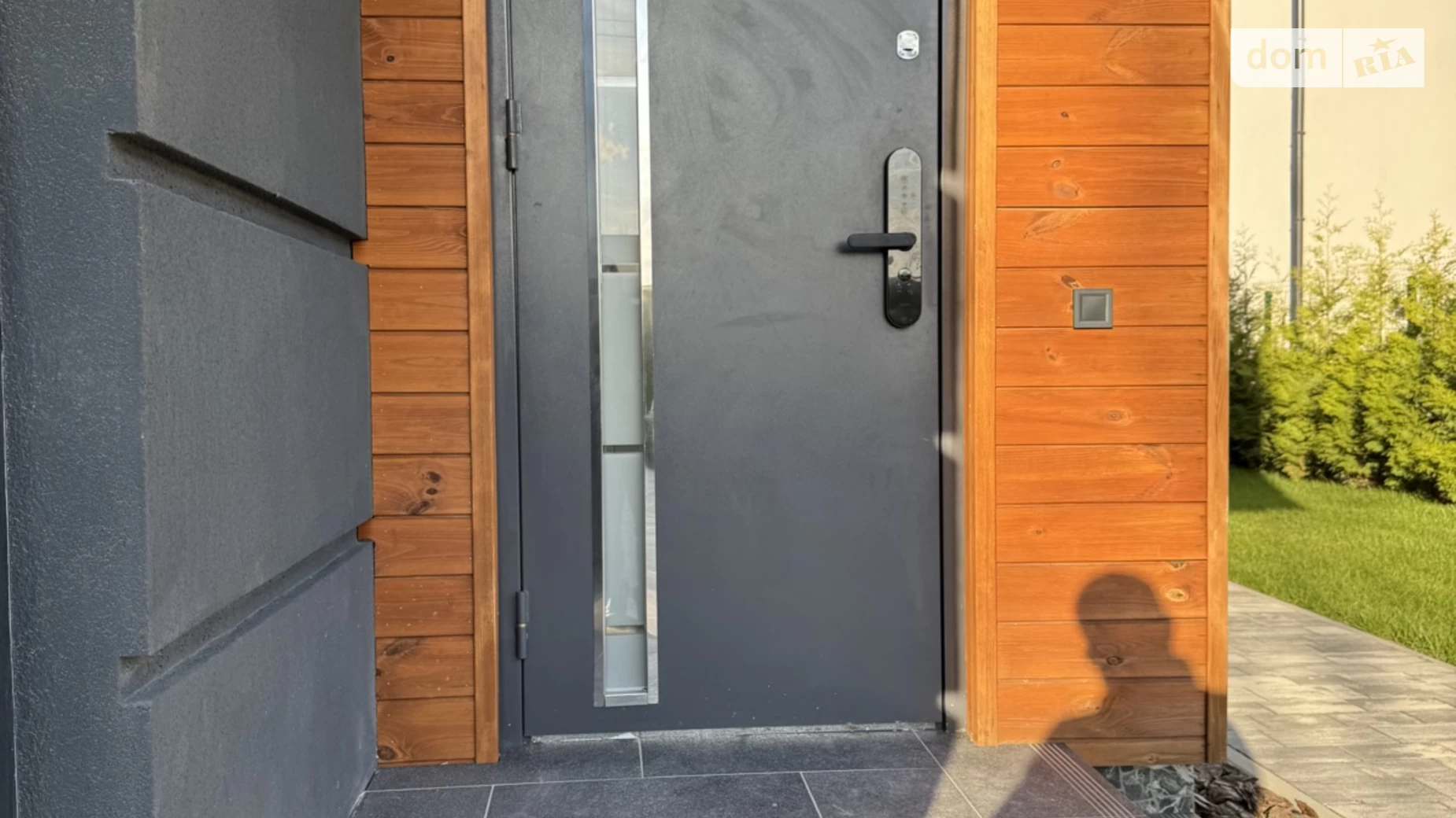 Продается дом на 2 этажа 232 кв. м с участком, цена: 370000 $ - фото 3