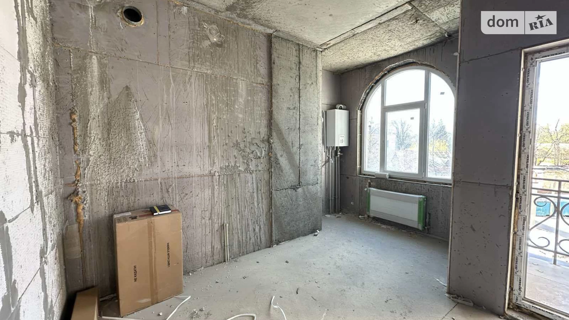 Продается 1-комнатная квартира 40 кв. м в Одессе, ул. Дача Ковалевского, 91 - фото 2