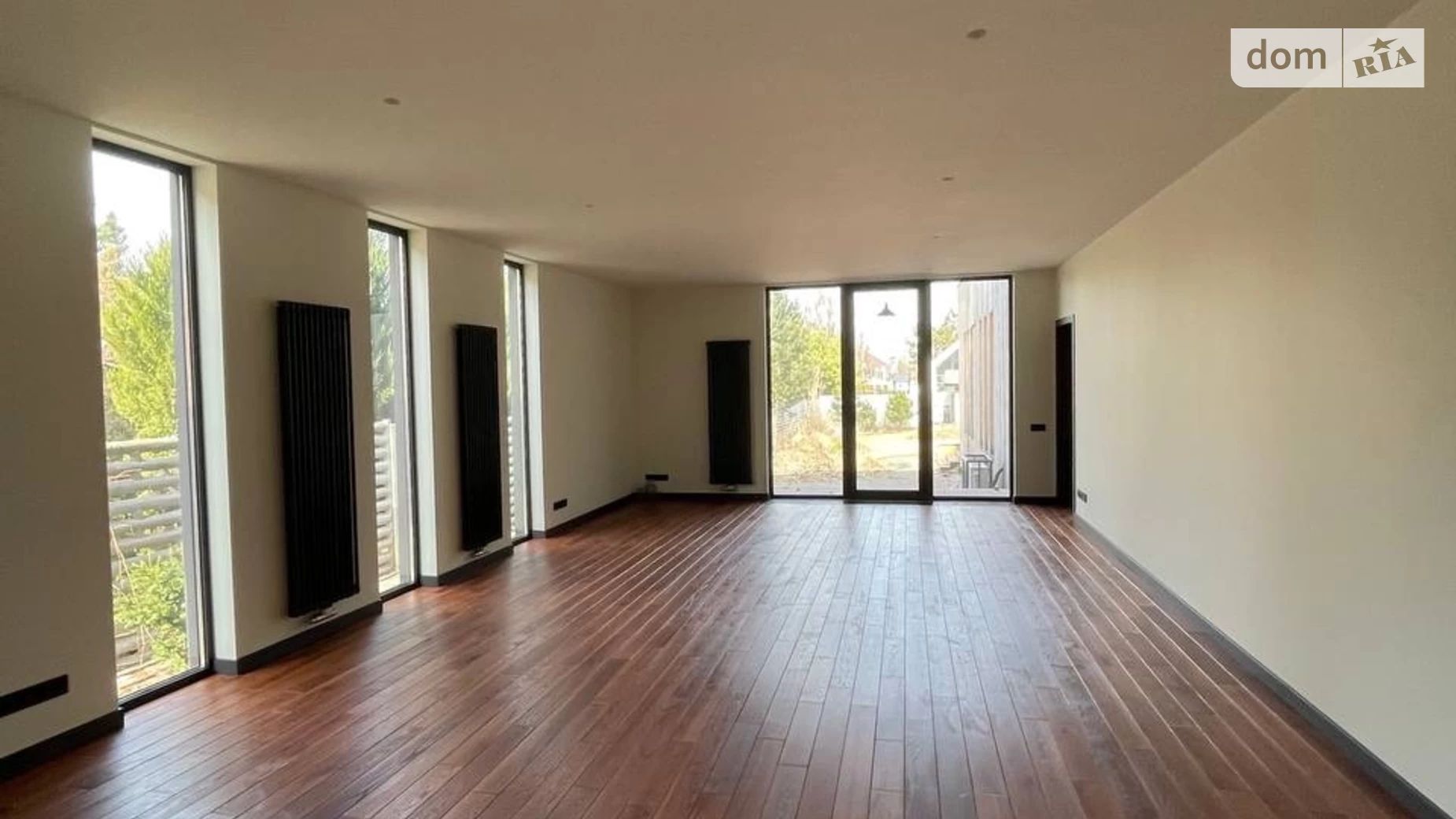 Продається будинок 2 поверховий 300 кв. м з каміном, цена: 350000 $ - фото 4