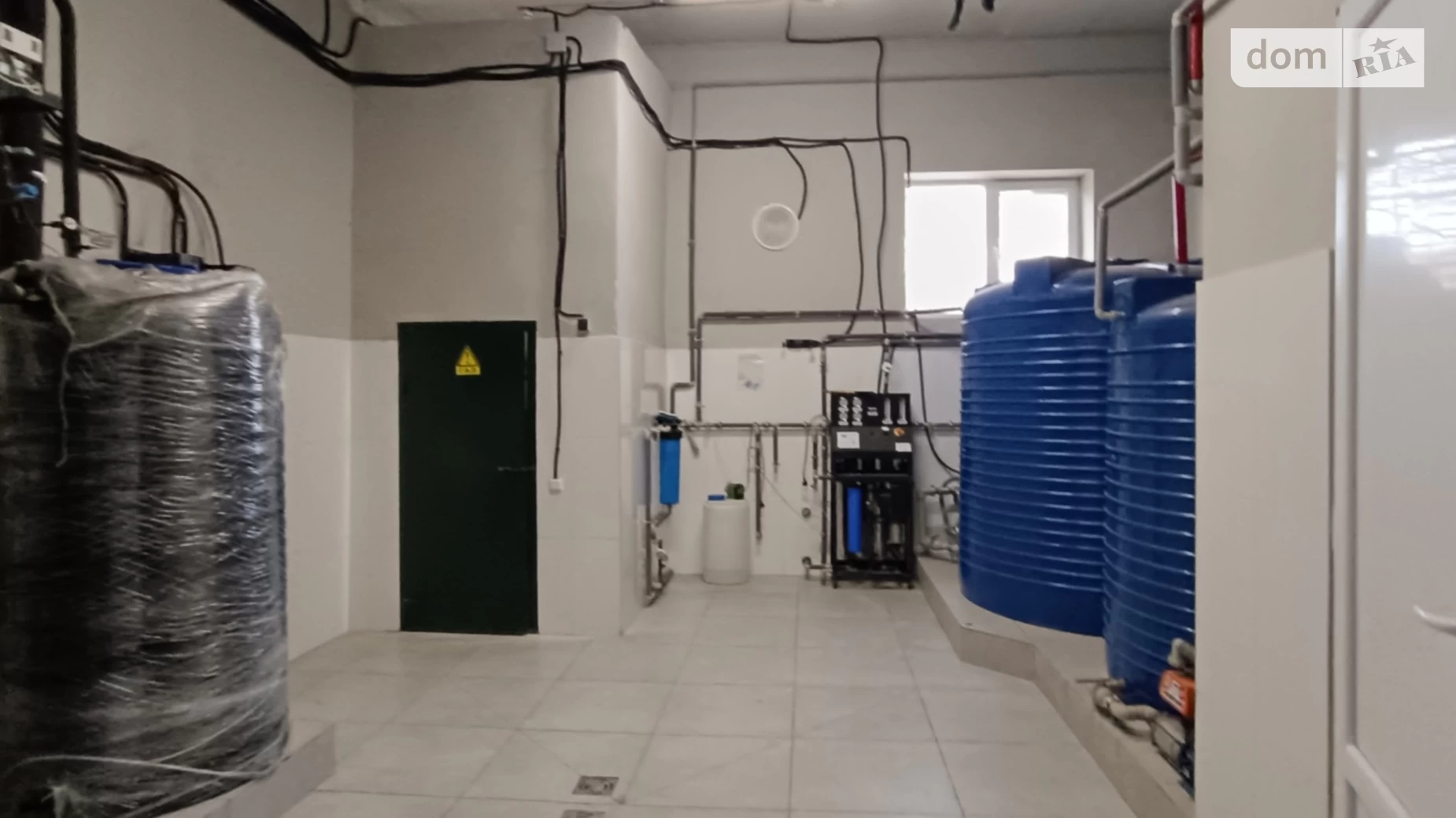 Продается объект сферы услуг 550 кв. м в 1-этажном здании, цена: 250000 $ - фото 5