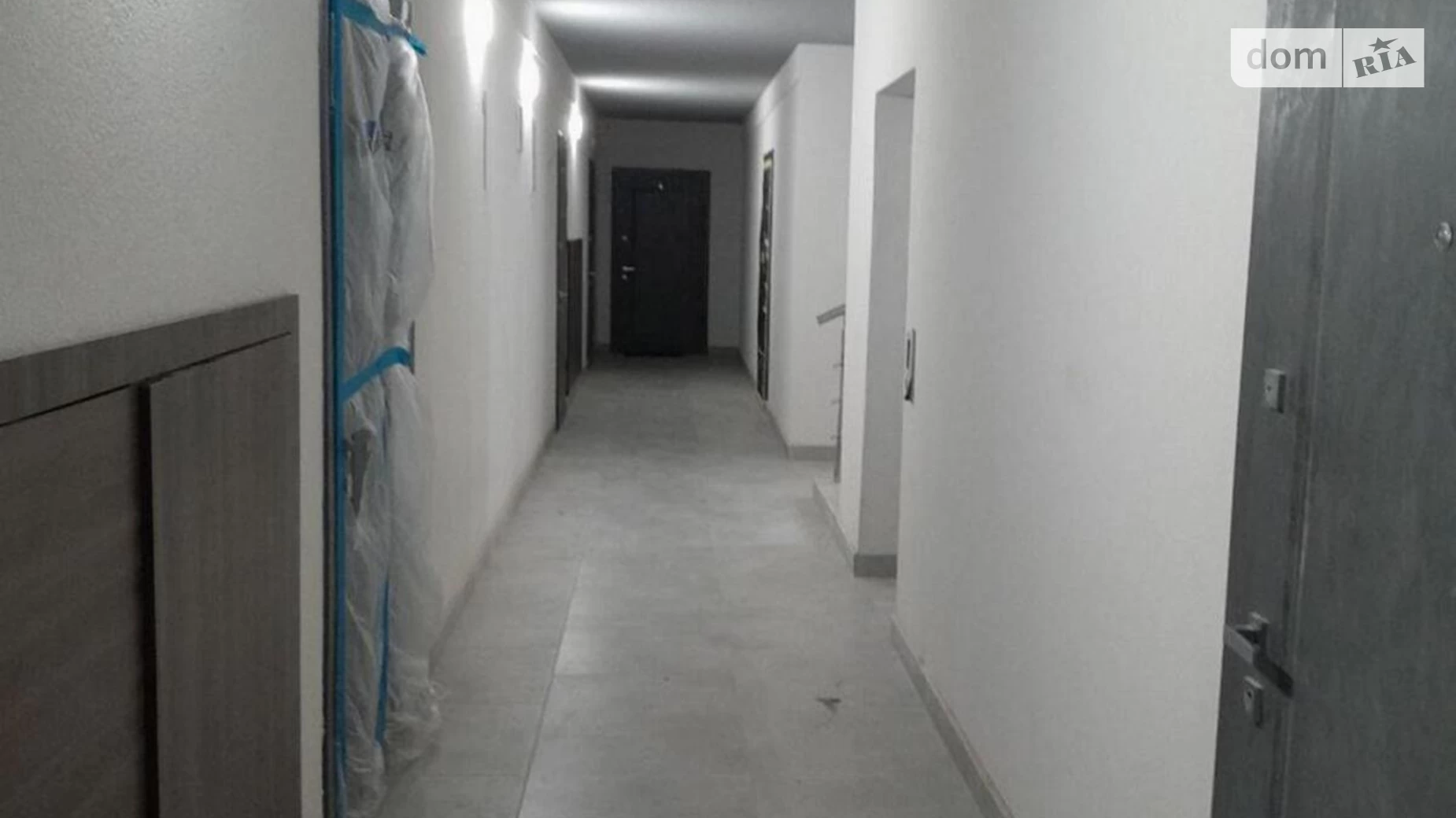 Продається 1-кімнатна квартира 53 кв. м у Львові, вул. Роксоляни - фото 4