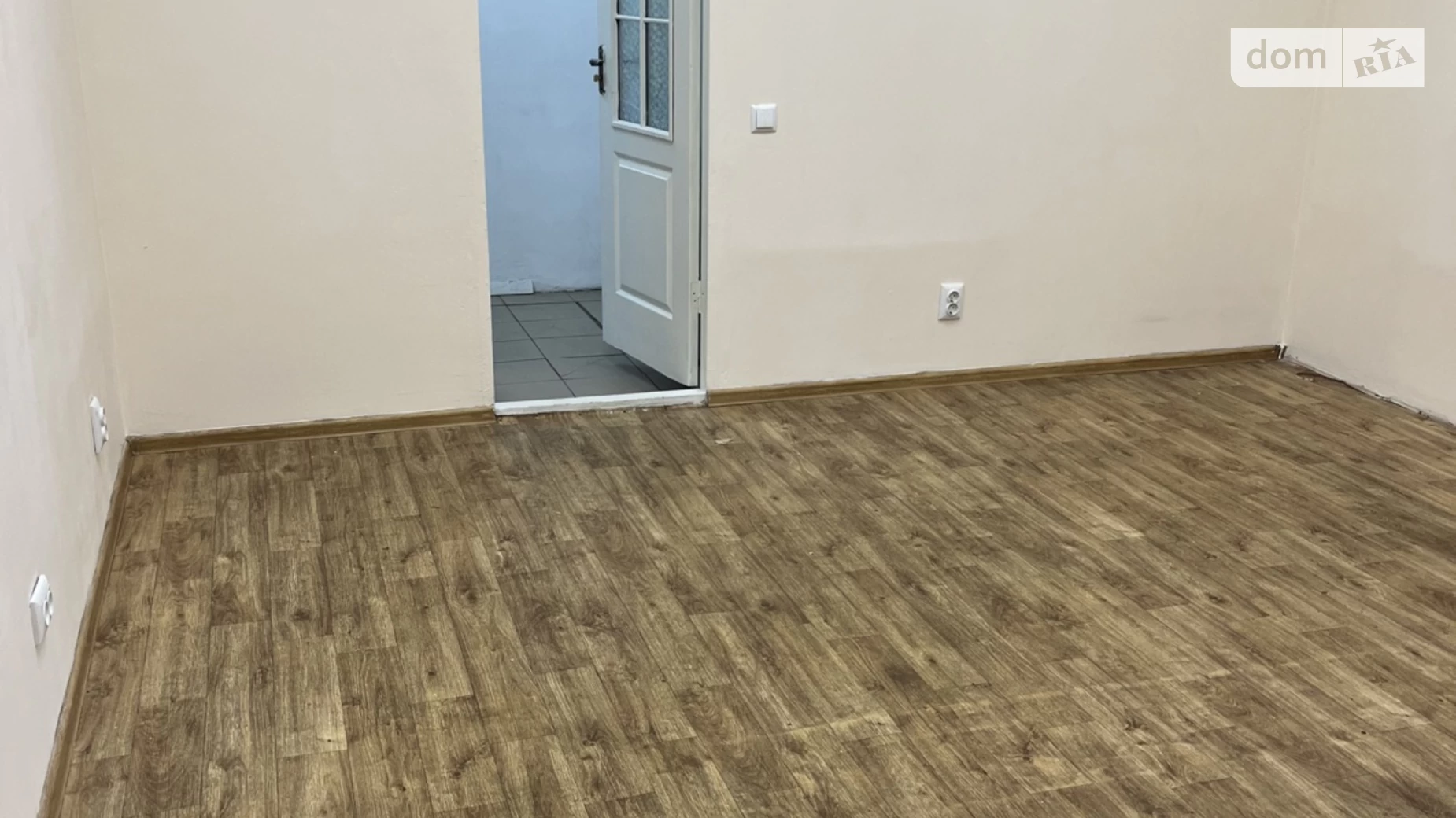 Сдается в аренду объект сферы услуг 32 кв. м в 3-этажном здании, цена: 400 $ - фото 4