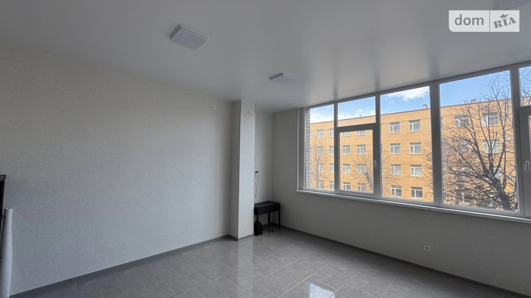 Продається офіс 30 кв. м в бізнес-центрі, цена: 22000 $ - фото 2