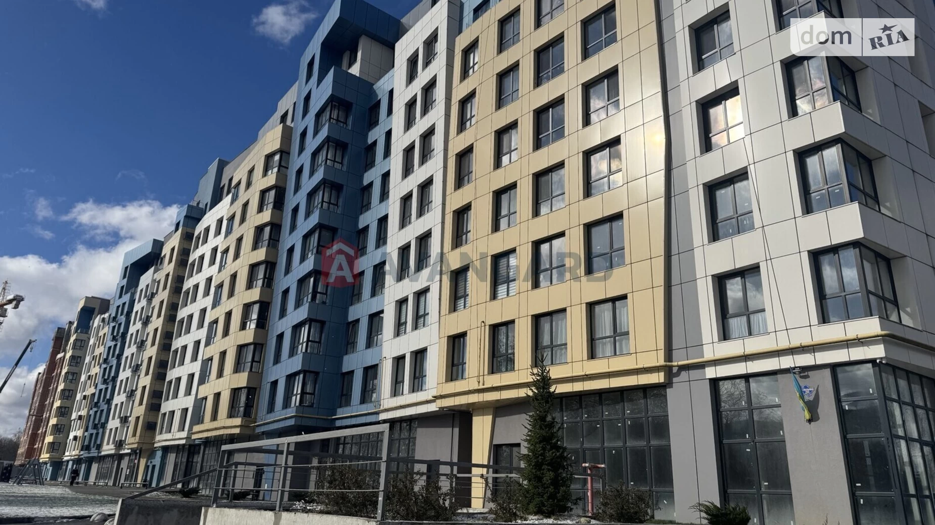 Продається 2-кімнатна квартира 93 кв. м у Львові, вул. Мікльоша Карла, 20Б - фото 2
