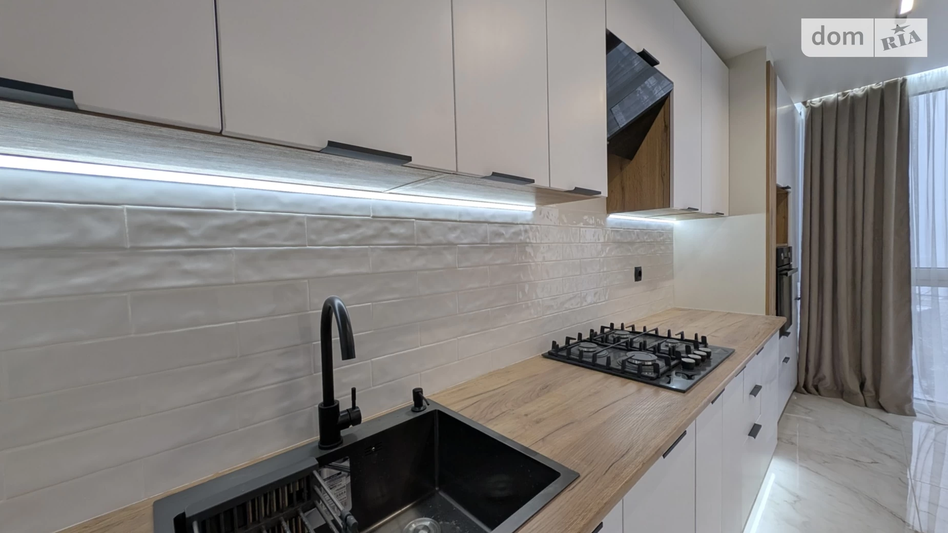 2-кімнатна квартира 57 кв. м у Тернополі, цена: 73500 $ - фото 2