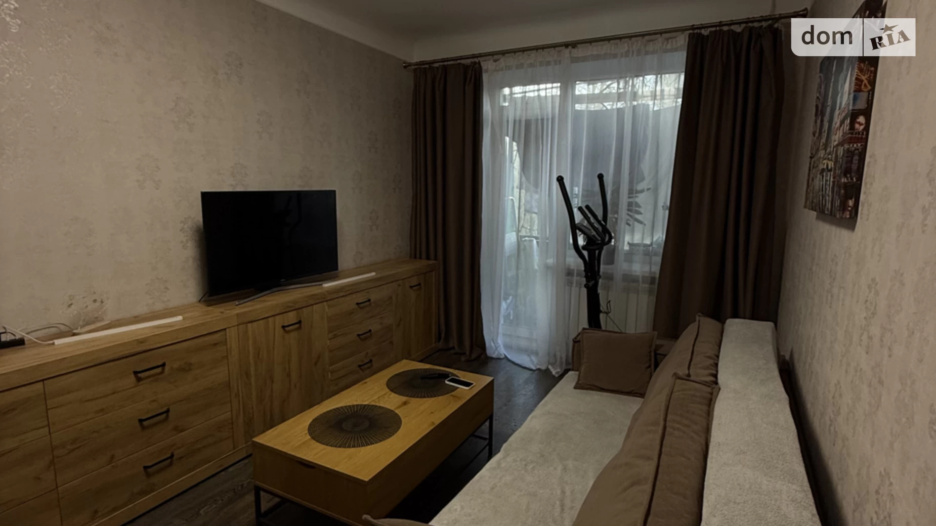 Продається 2-кімнатна квартира 41.5 кв. м у Києві, вул. Вітряні Гори, 2 - фото 2