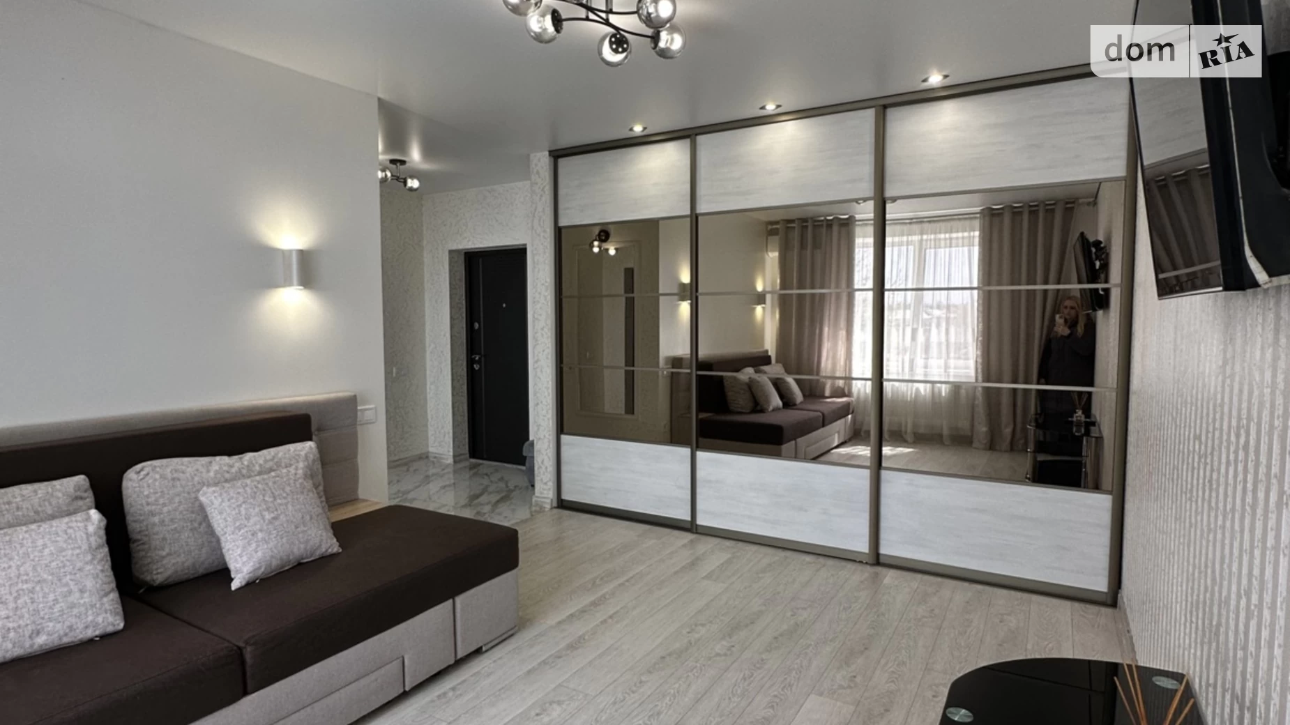 Продается 1-комнатная квартира 41 кв. м в Ивано-Франковске, ул. Макогона, 25А - фото 2