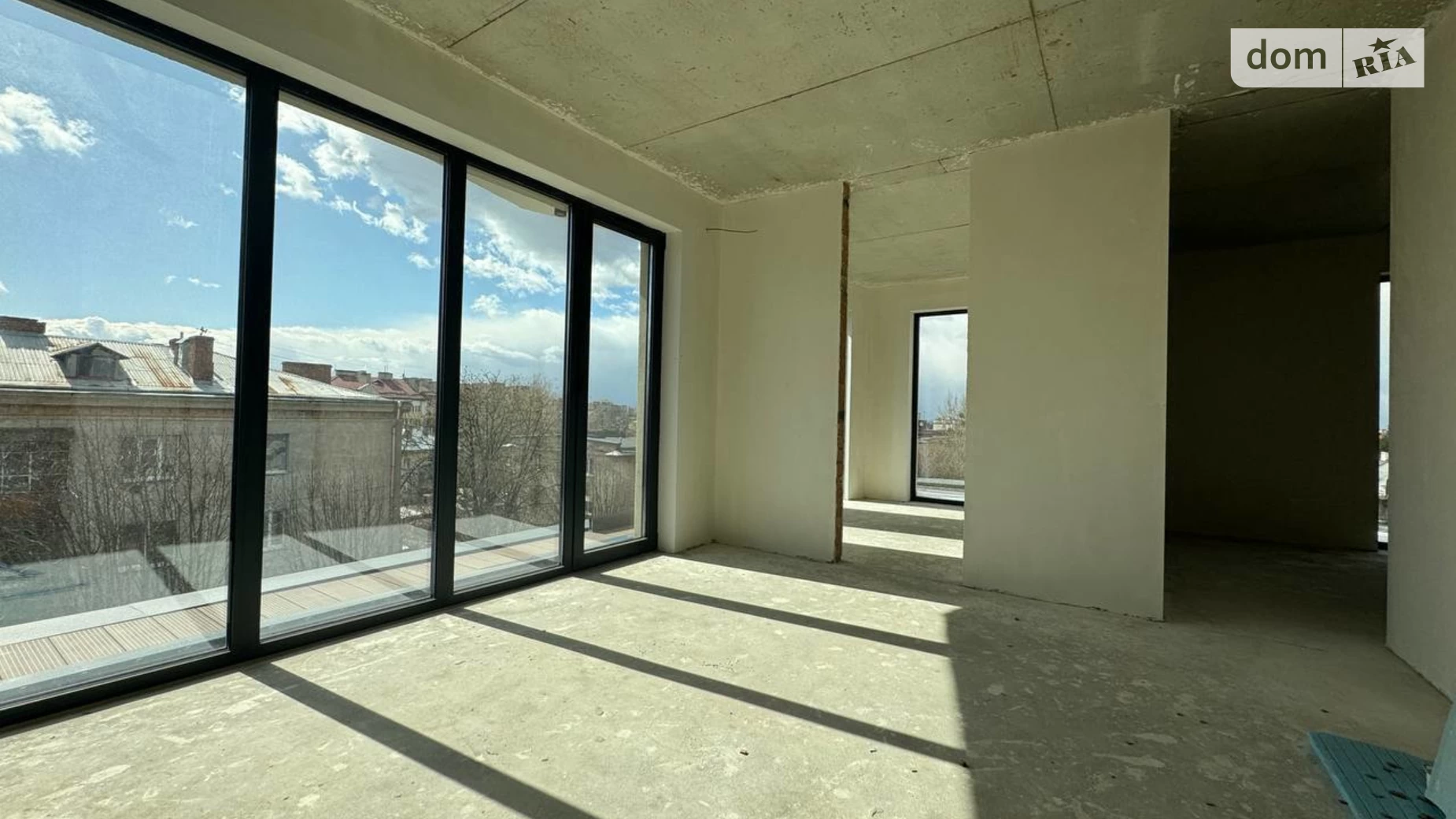 Продается 3-комнатная квартира 85 кв. м в Львове, ул. Окружная, 43 - фото 2