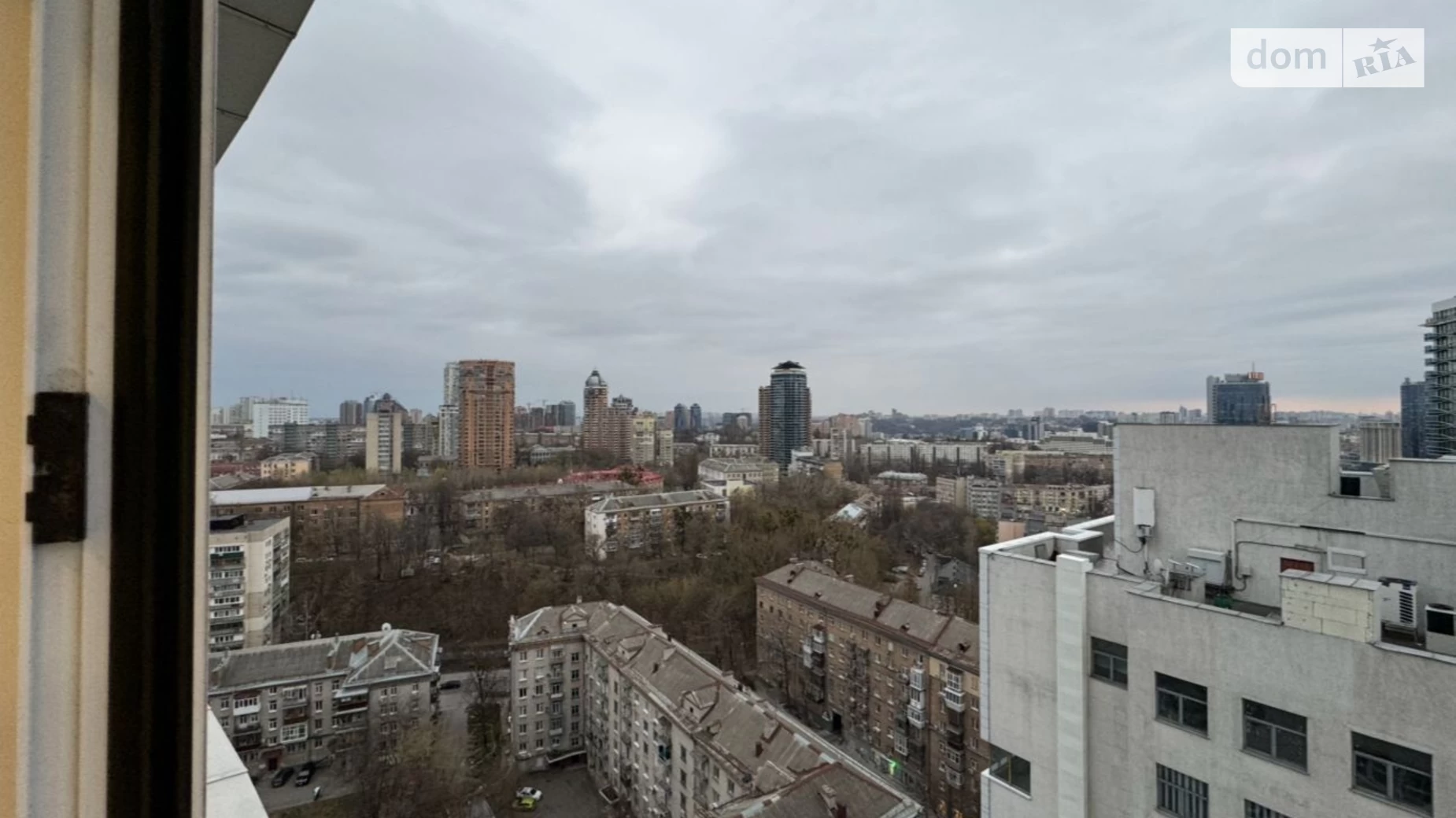 Сдается в аренду офис 131 кв. м в бизнес-центре, цена: 2300 $ - фото 5