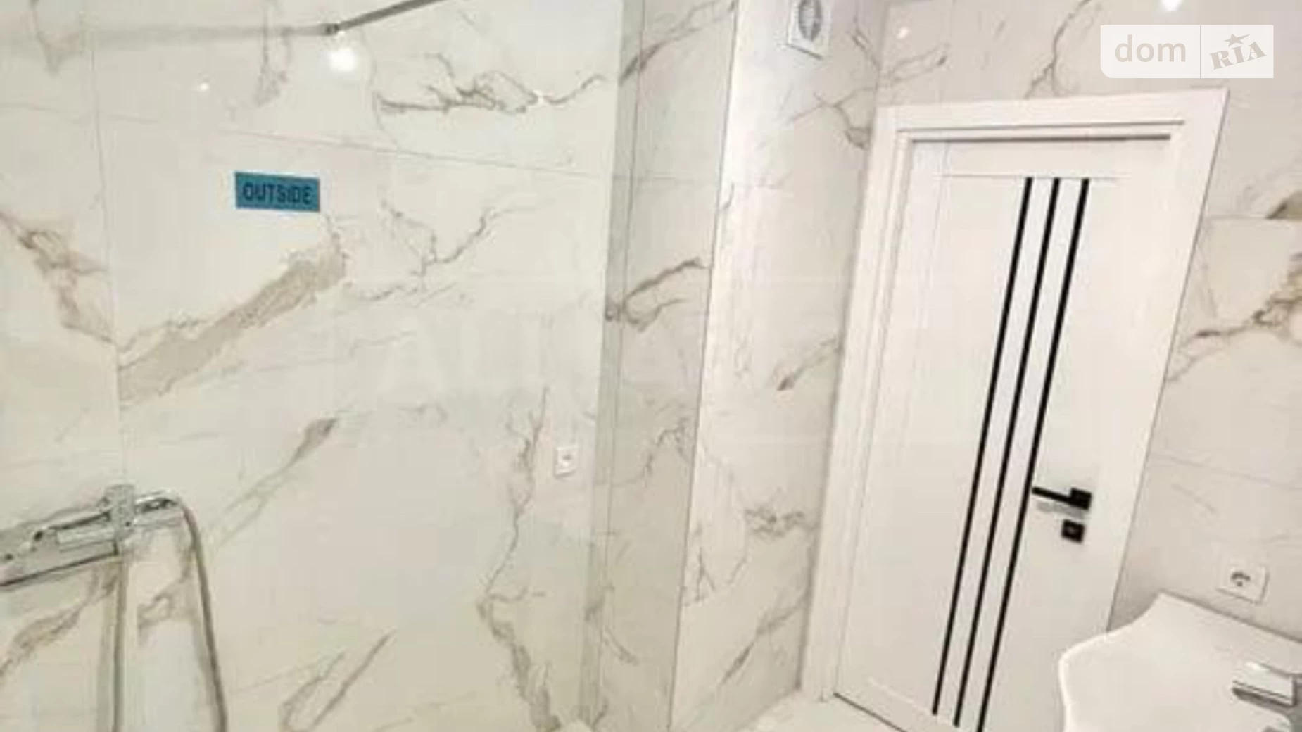 Продается 1-комнатная квартира 51 кв. м в Ивано-Франковске, ул. Бандеры Степана - фото 2
