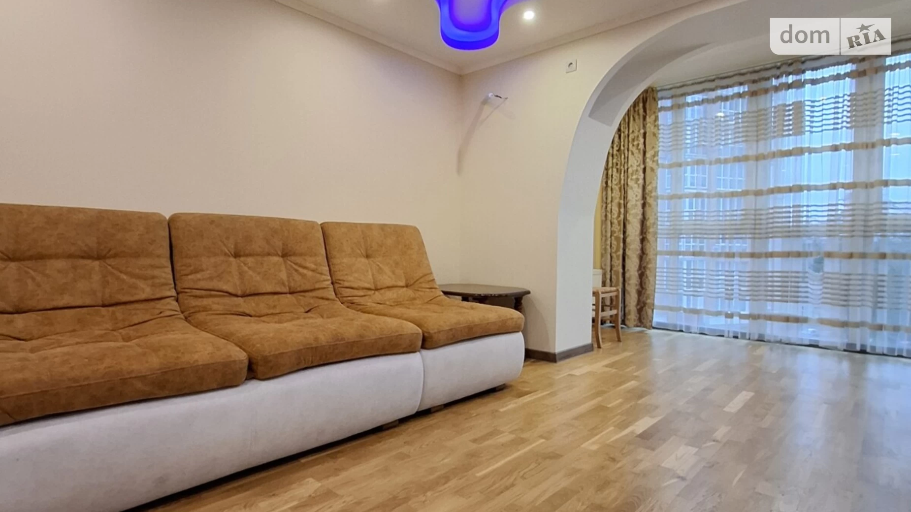 Продается 3-комнатная квартира 81.2 кв. м в Чернигове, ул. Шевченко, 99Б - фото 2