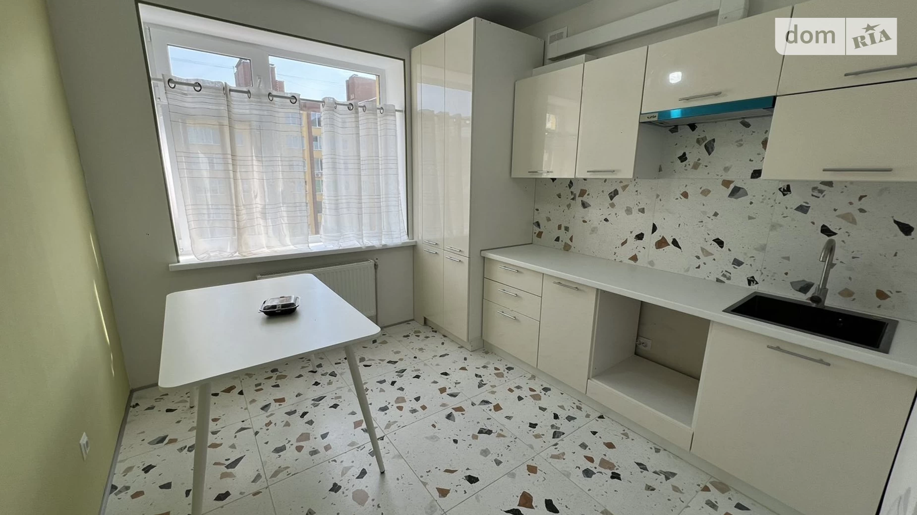 Продається 3-кімнатна квартира 57 кв. м у Хмельницькому, вул. Кармелюка, 11 - фото 8